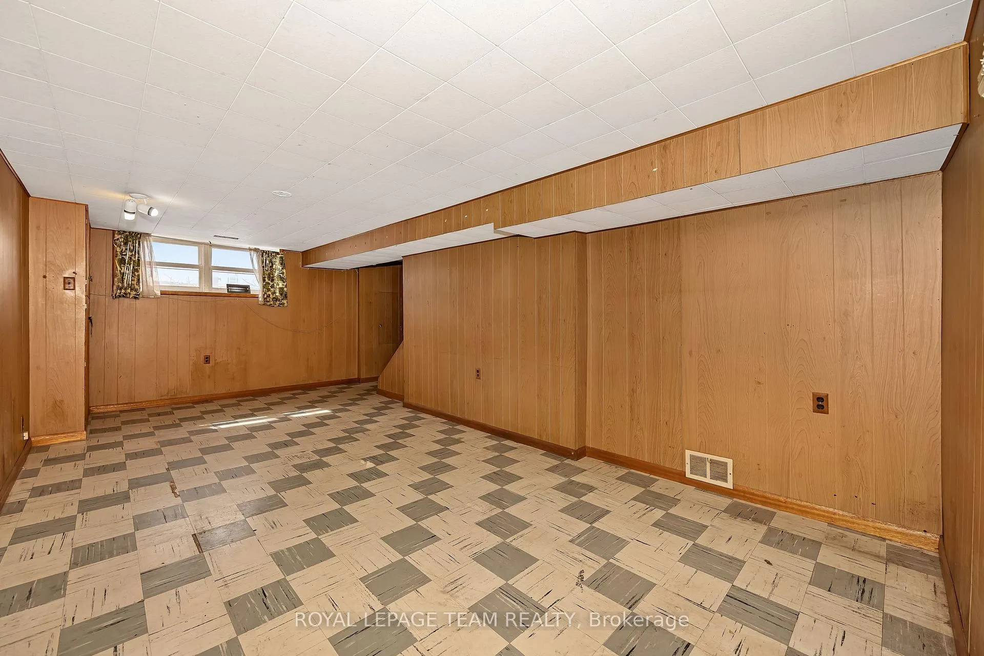 Photo 36 of 87 Ontario Street, Ottawa, Overbrook — HOMEH