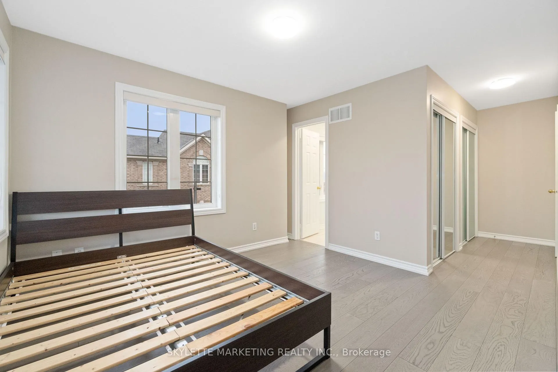 Photo 16 of 377 Caboto Trail, Markham, Village Green-South Unionville — HOMEH