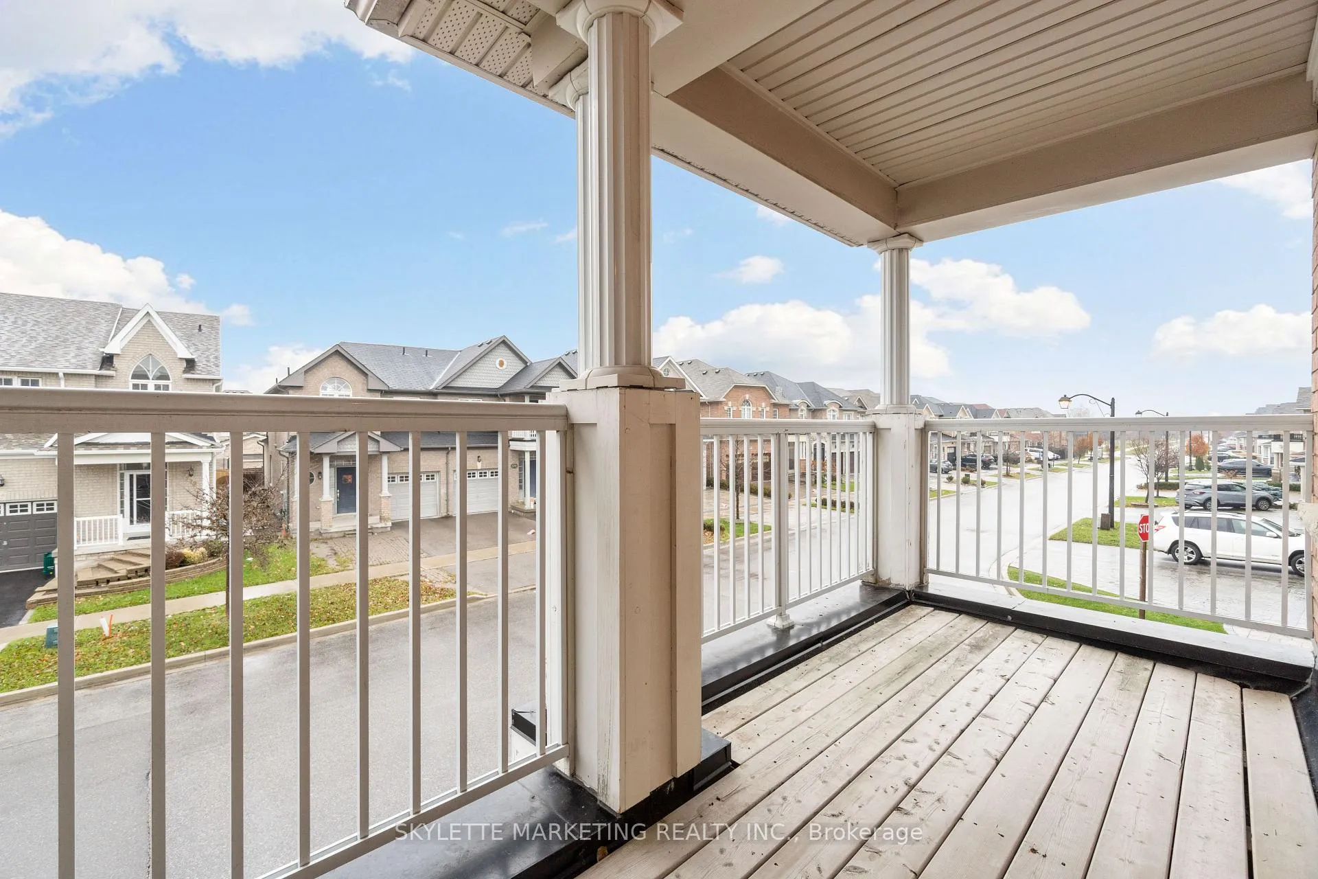 Photo 20 of 377 Caboto Trail, Markham, Village Green-South Unionville — HOMEH