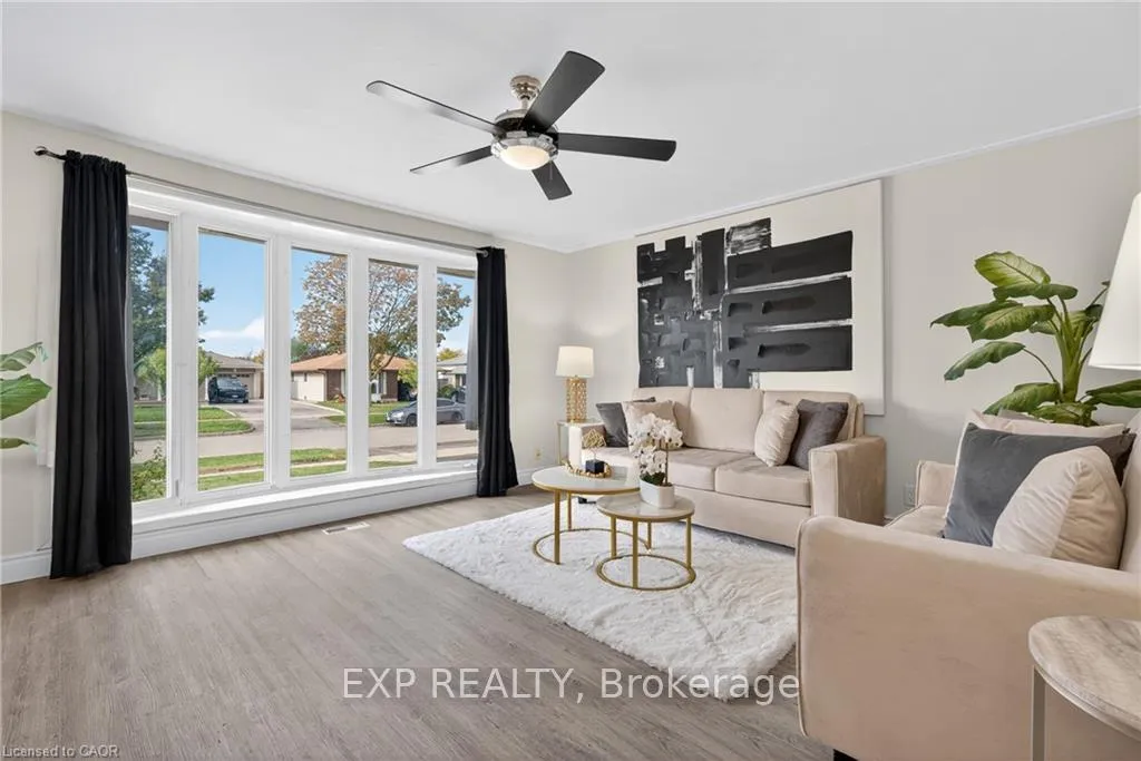 Photo 4 of Unit Upper, 146 Appalachian Crescent, Kitchener — HOMEH