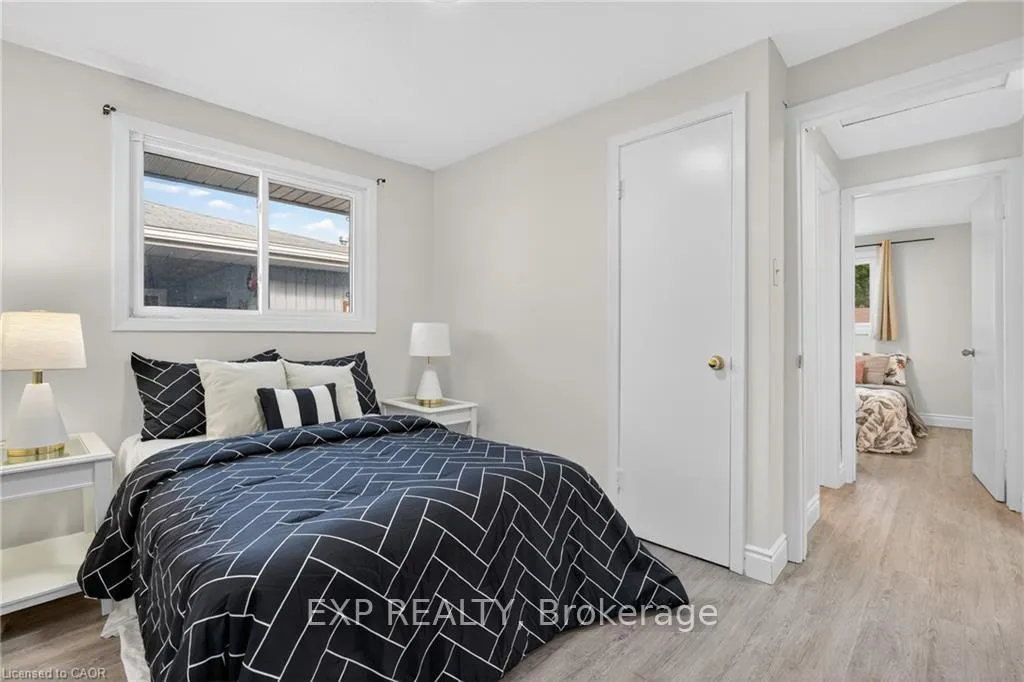 Photo 8 of Unit Upper, 146 Appalachian Crescent, Kitchener — HOMEH