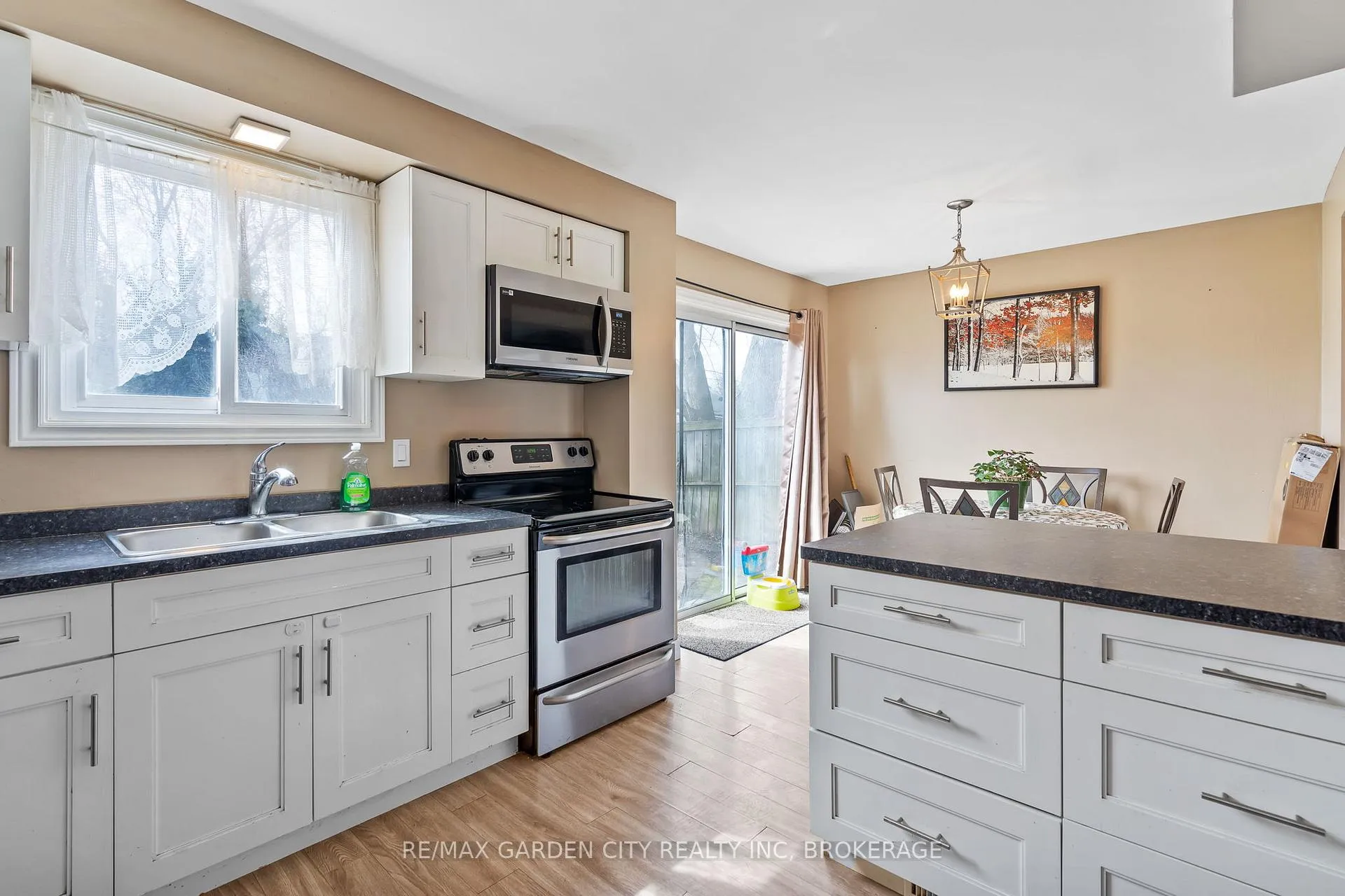 Photo 9 of 29 Mcdougall Drive, Thorold, Confederation Heights — HOMEH