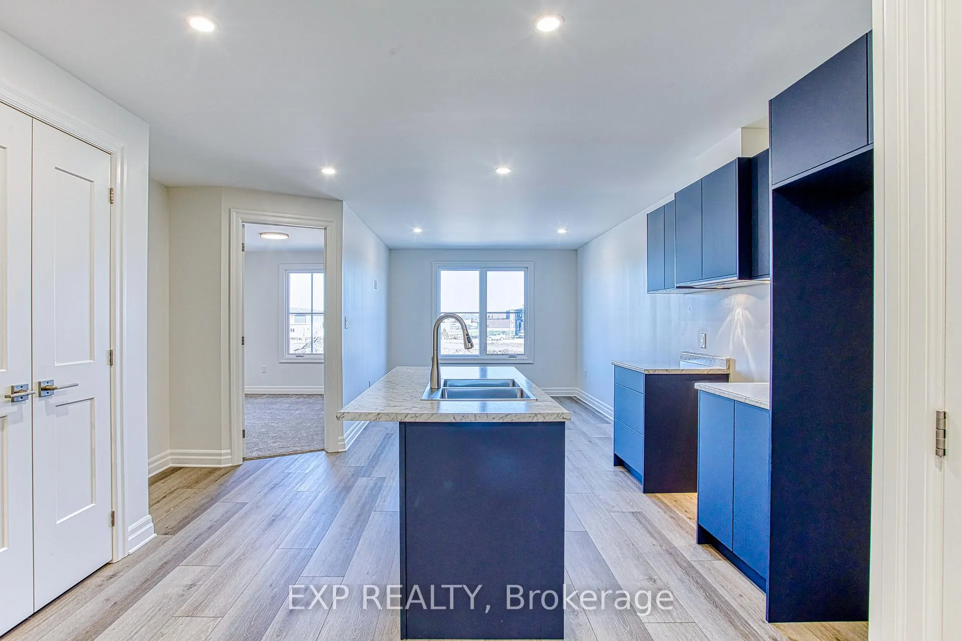 Photo 6 of Unit Upper, 7497 Marvel Drive, Niagara Falls, Brown — HOMEH
