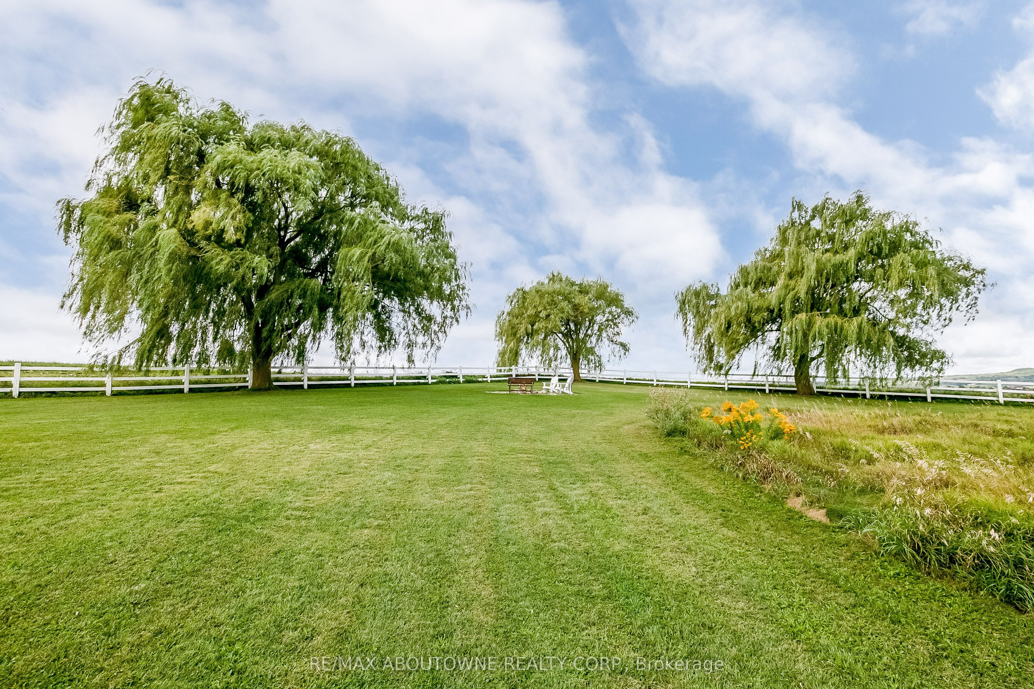 Photo 4 of 828350 32 Side Road, Mulmur, Rural Mulmur — HOMEH