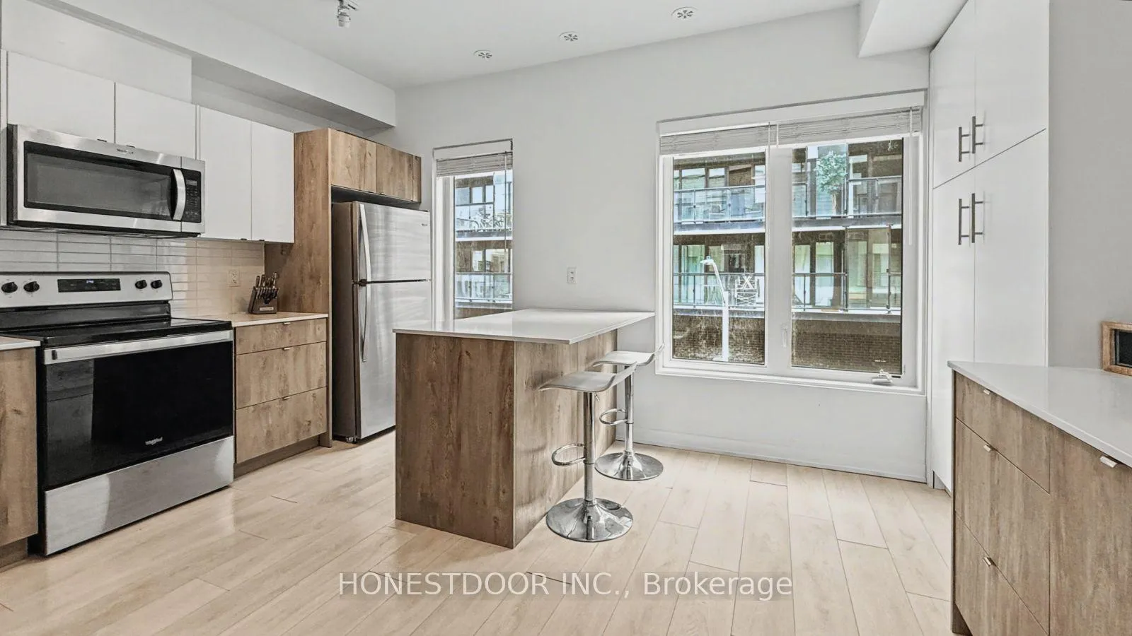 Photo 16 of Unit 26, 1095 Cooke Boulevard, Burlington, LaSalle — HOMEH