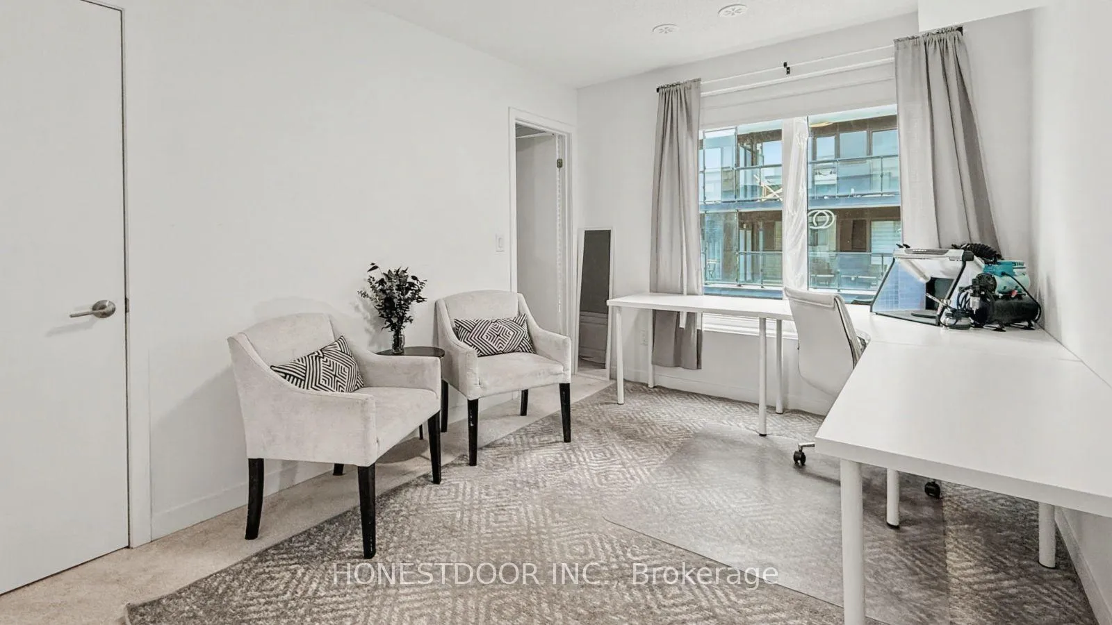 Photo 26 of Unit 26, 1095 Cooke Boulevard, Burlington, LaSalle — HOMEH