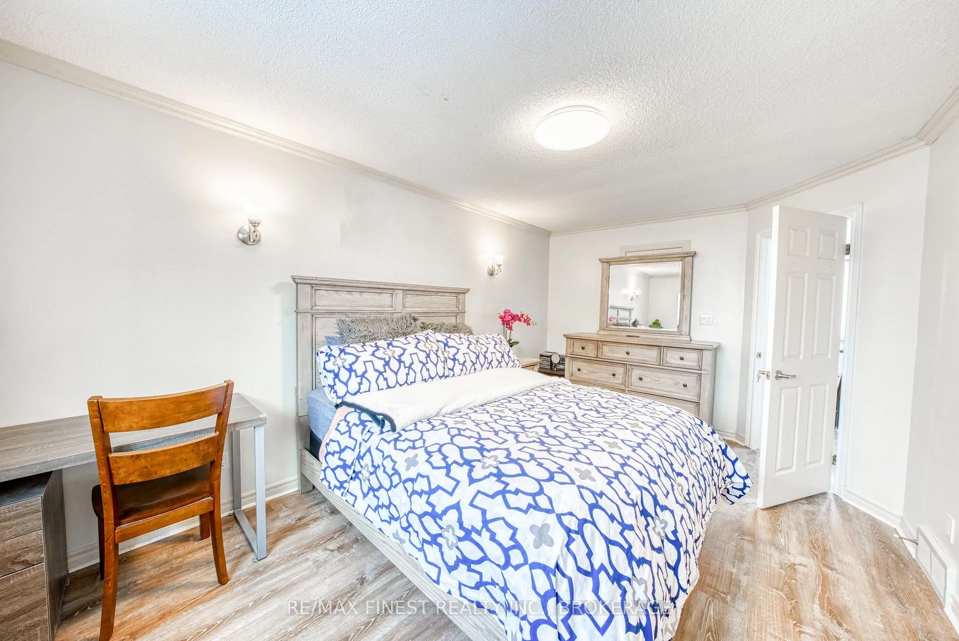 Photo 19 of 691 Muirfield Crescent, Kingston, East Gardiners Rd — HOMEH