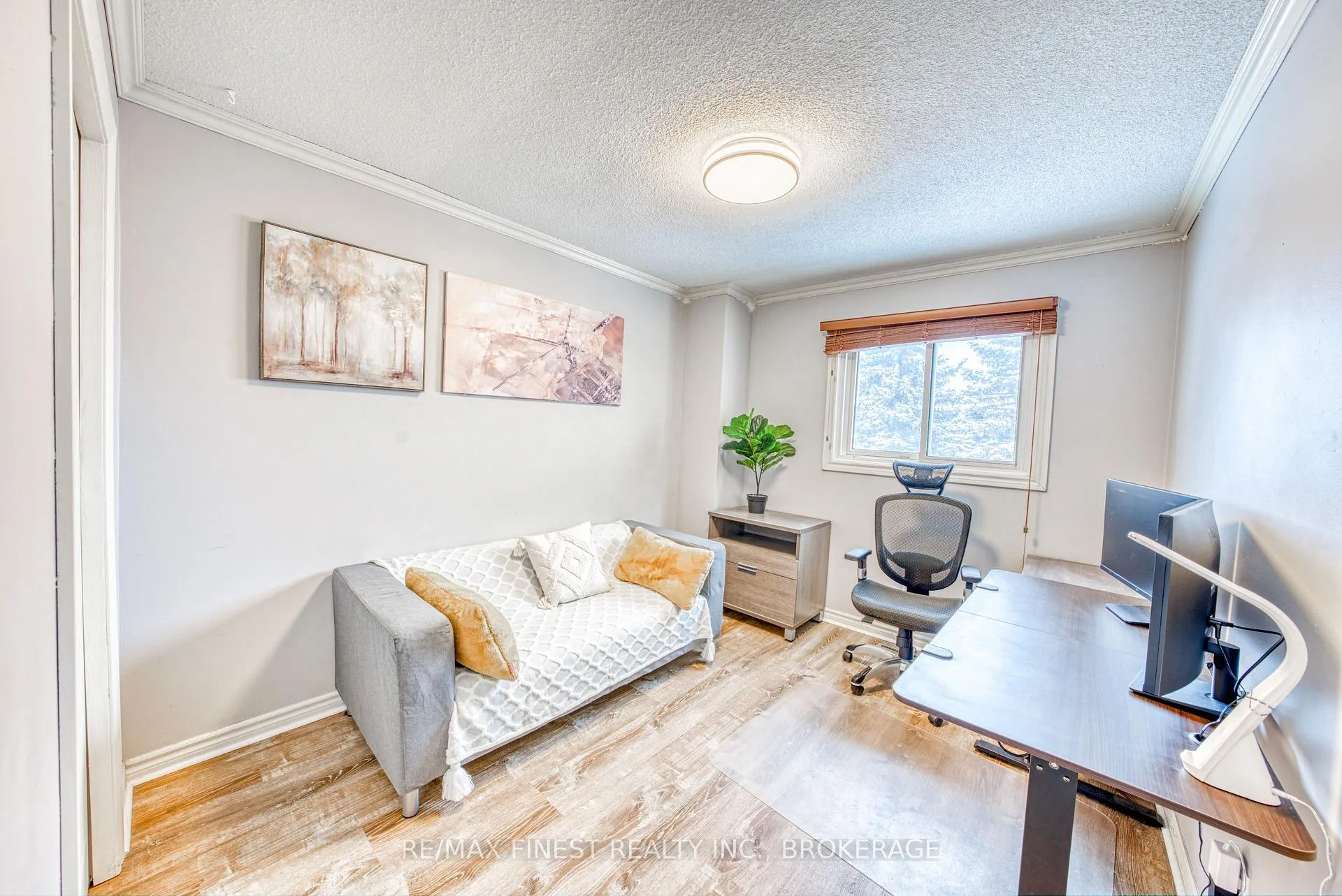 Photo 25 of 691 Muirfield Crescent, Kingston, East Gardiners Rd — HOMEH
