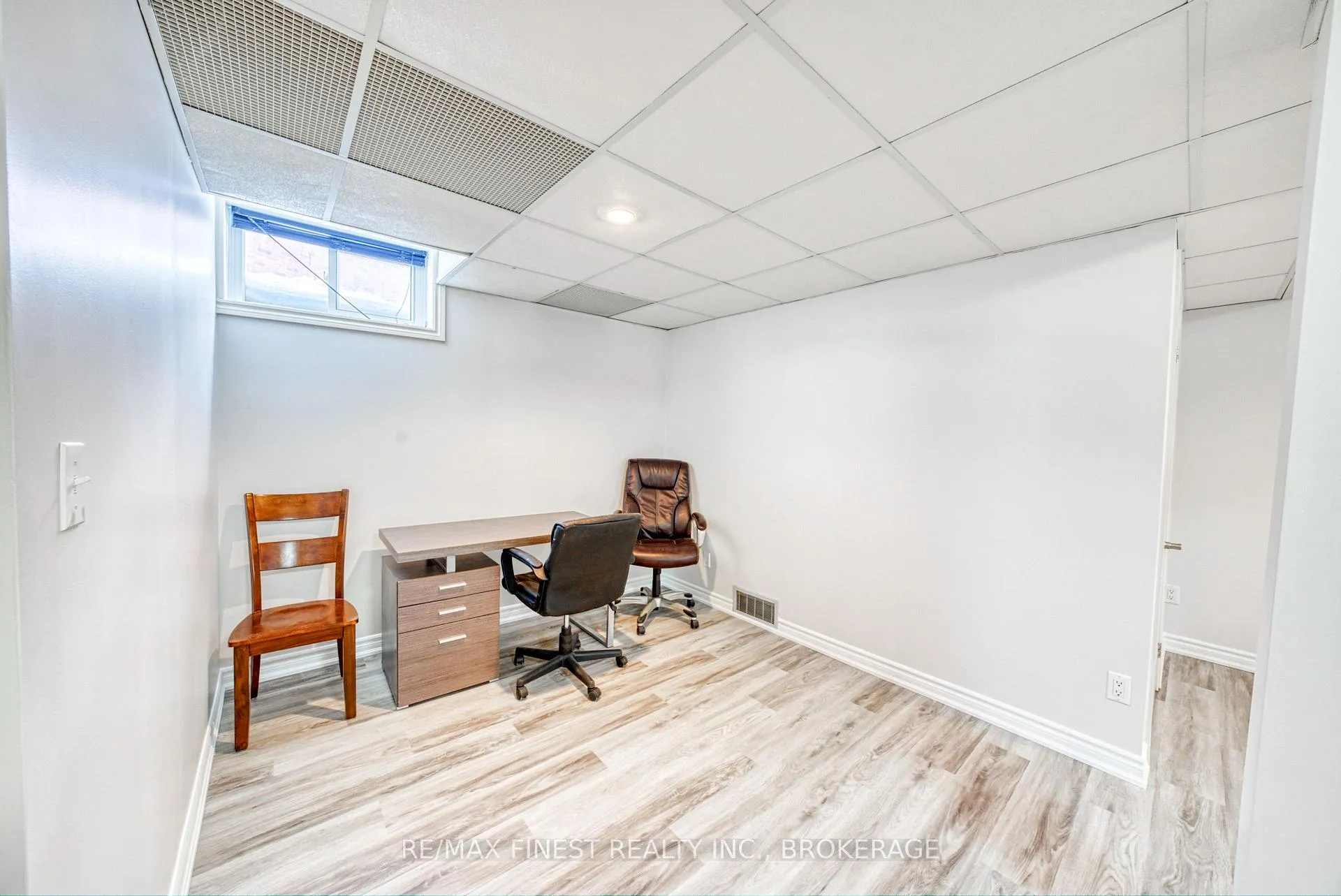 Photo 29 of 691 Muirfield Crescent, Kingston, East Gardiners Rd — HOMEH