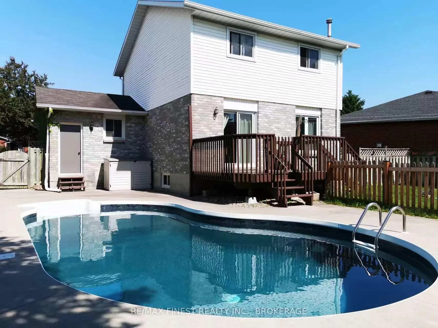 Photo 35 of 691 Muirfield Crescent, Kingston, East Gardiners Rd — HOMEH