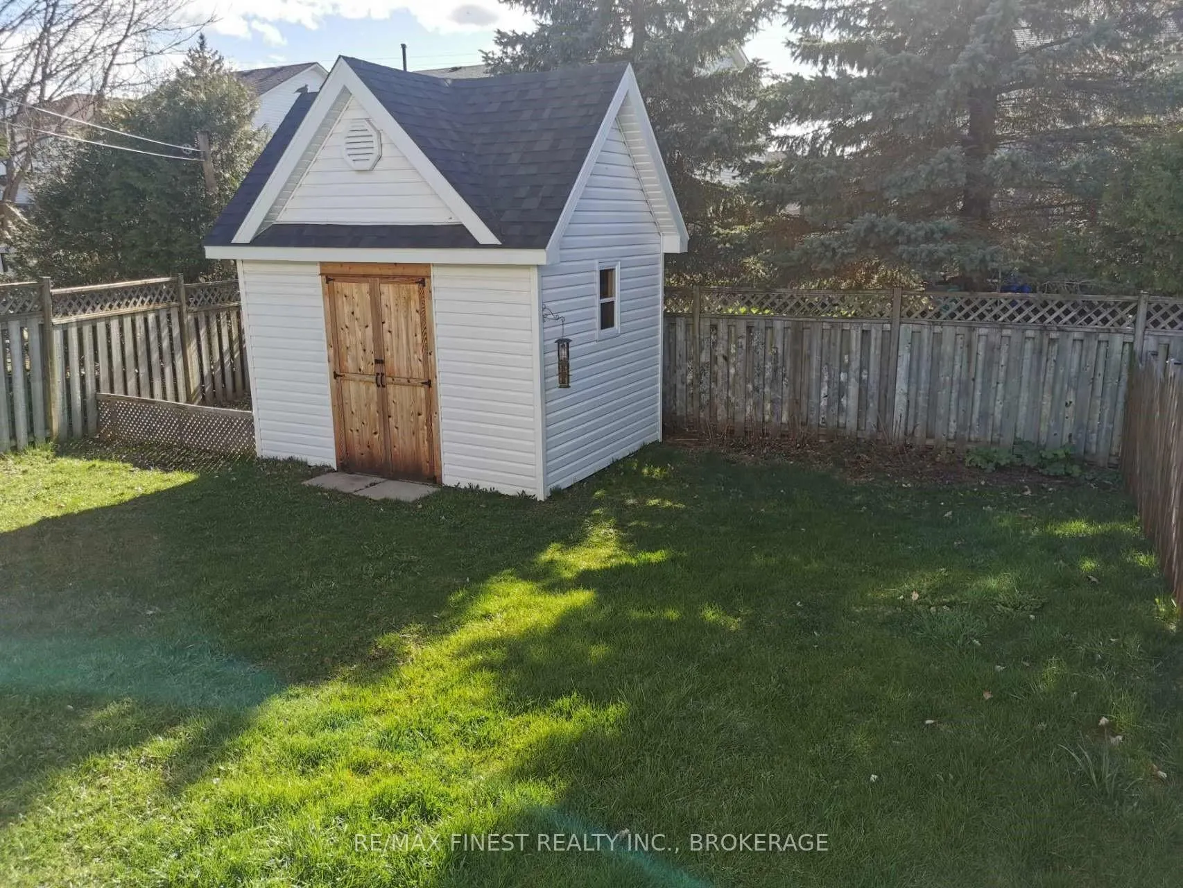 Photo 36 of 691 Muirfield Crescent, Kingston, East Gardiners Rd — HOMEH