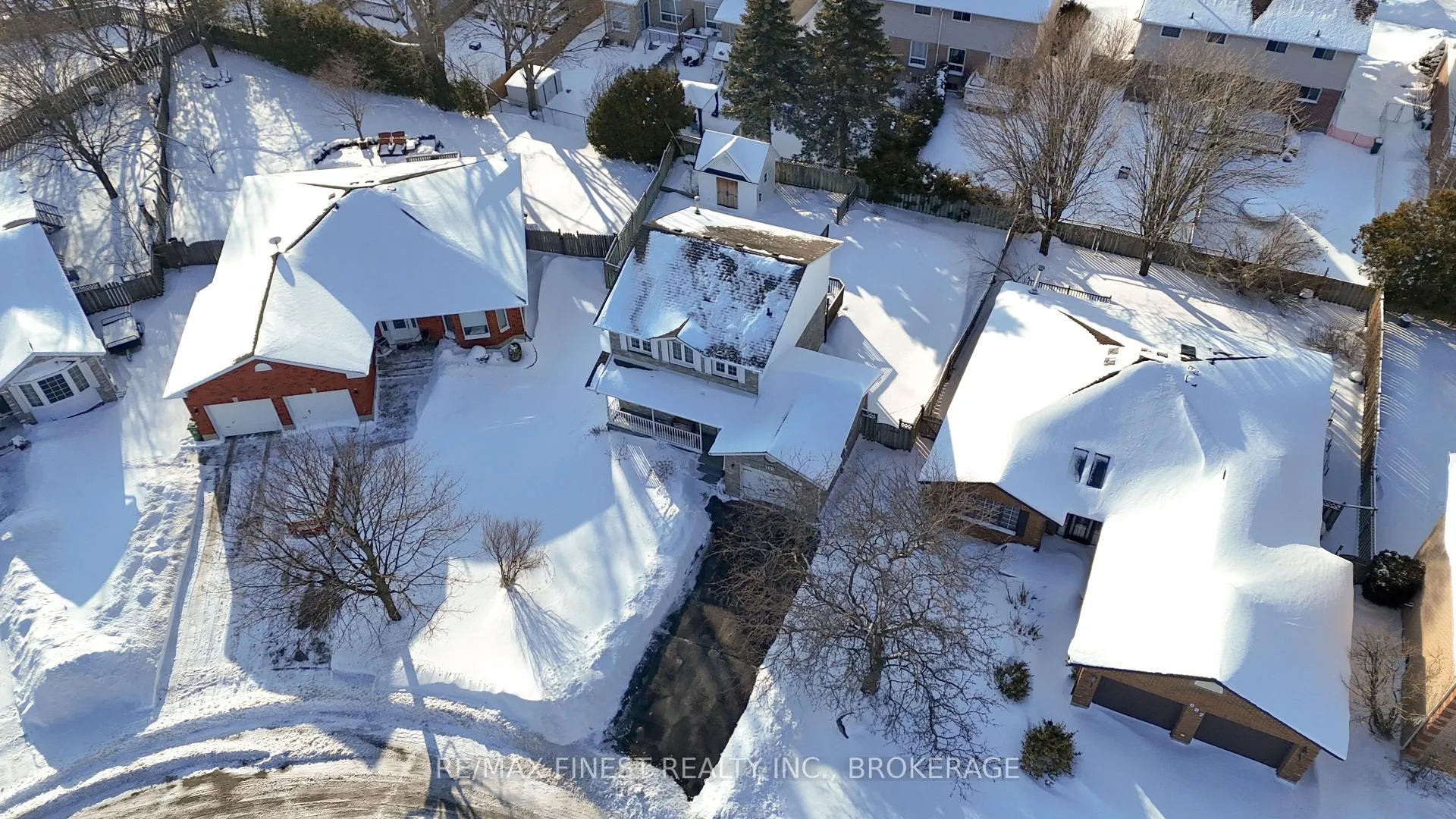Photo 37 of 691 Muirfield Crescent, Kingston, East Gardiners Rd — HOMEH