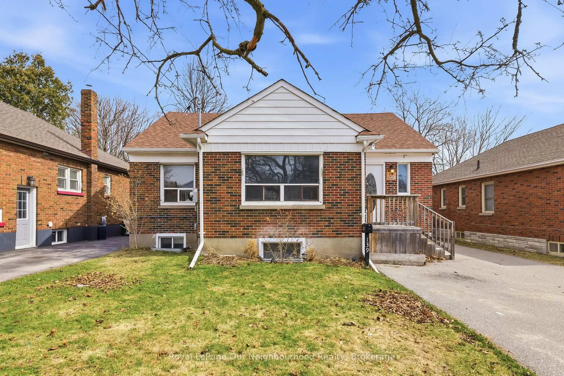 Photo 2 of 139 Central Pk Boulevard S, Oshawa, Central — HOMEH