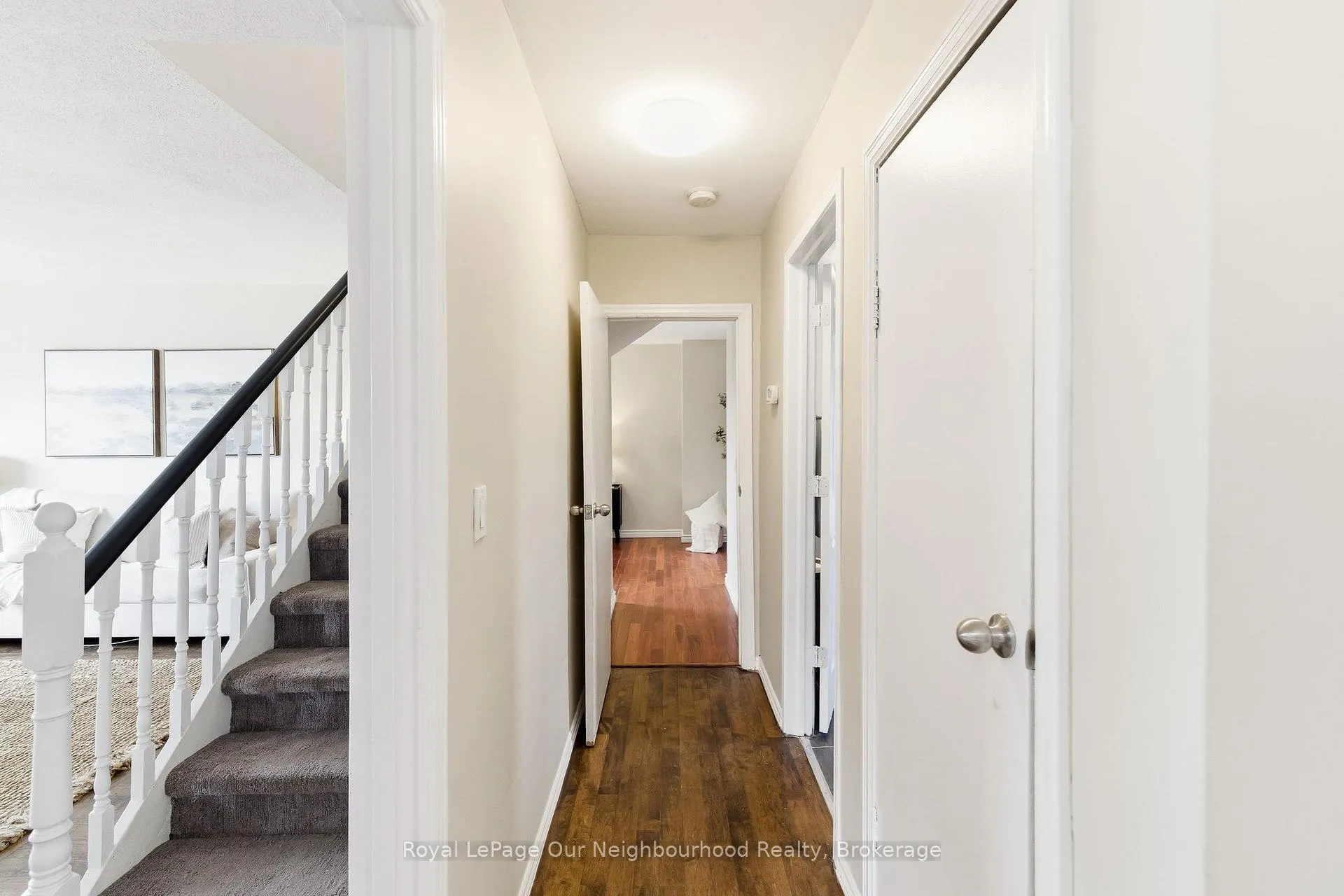 Photo 12 of 139 Central Pk Boulevard S, Oshawa, Central — HOMEH