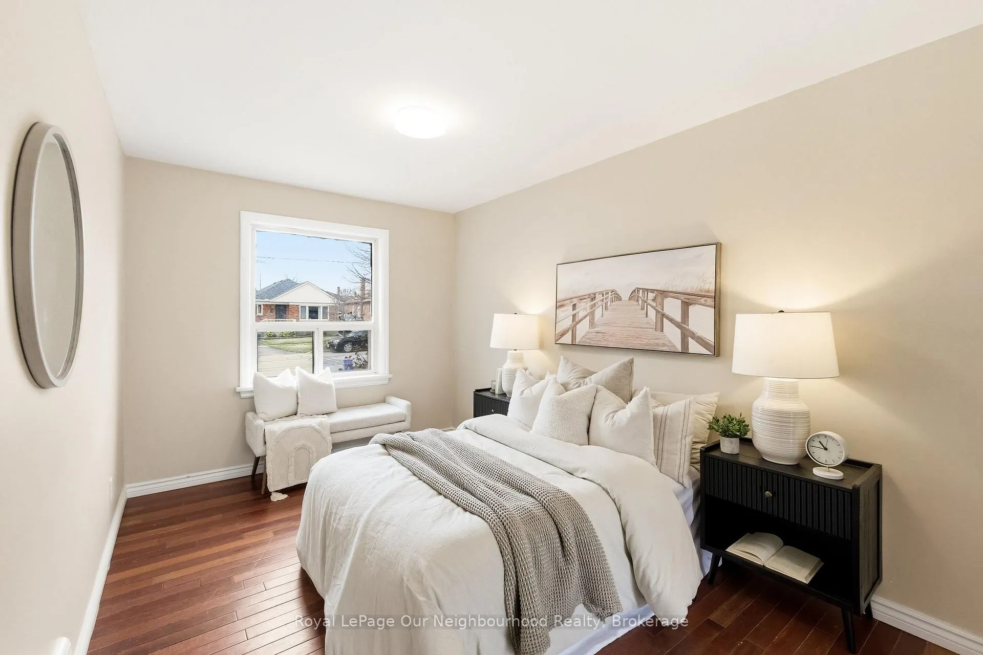Photo 15 of 139 Central Pk Boulevard S, Oshawa, Central — HOMEH