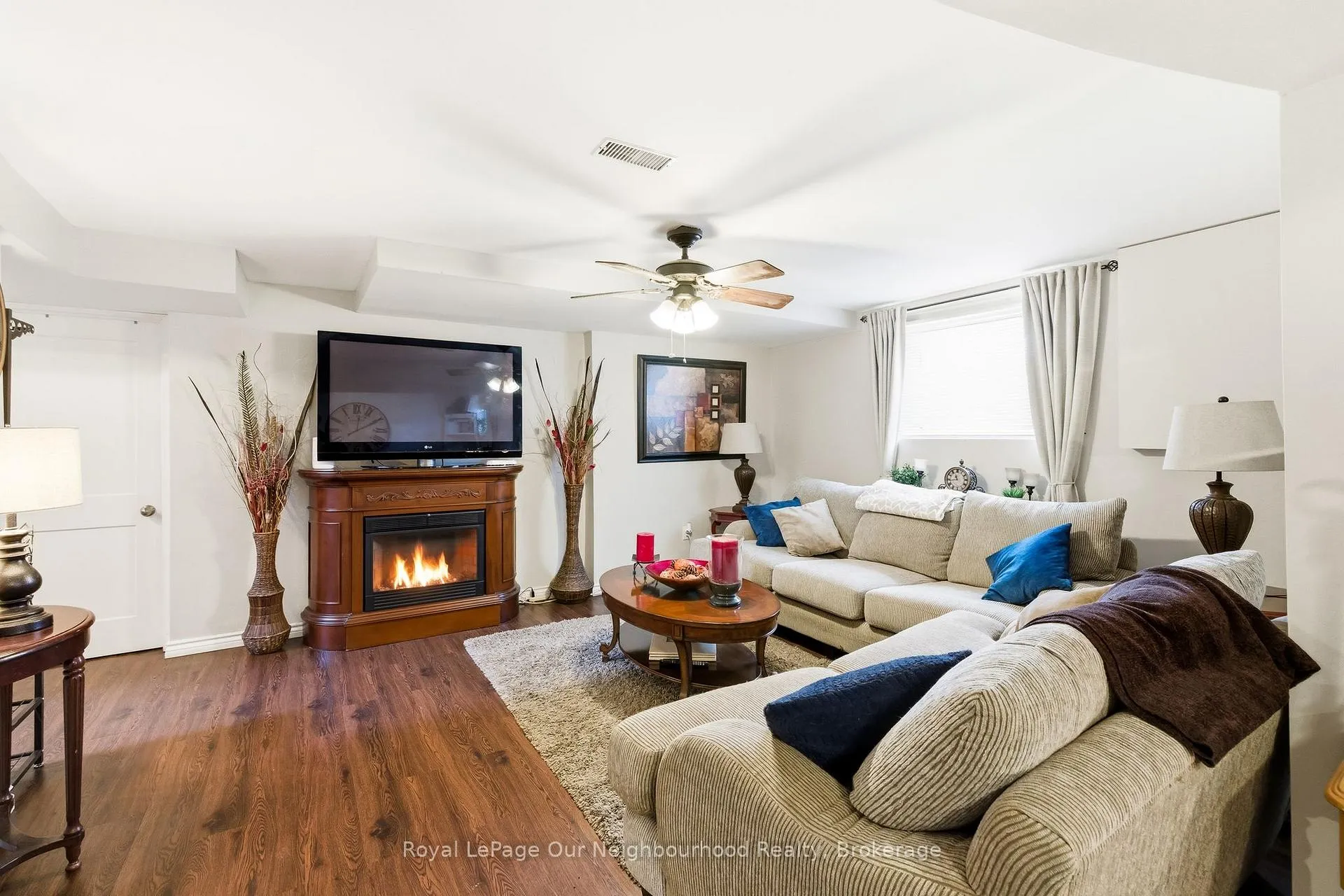 Photo 27 of 139 Central Pk Boulevard S, Oshawa, Central — HOMEH