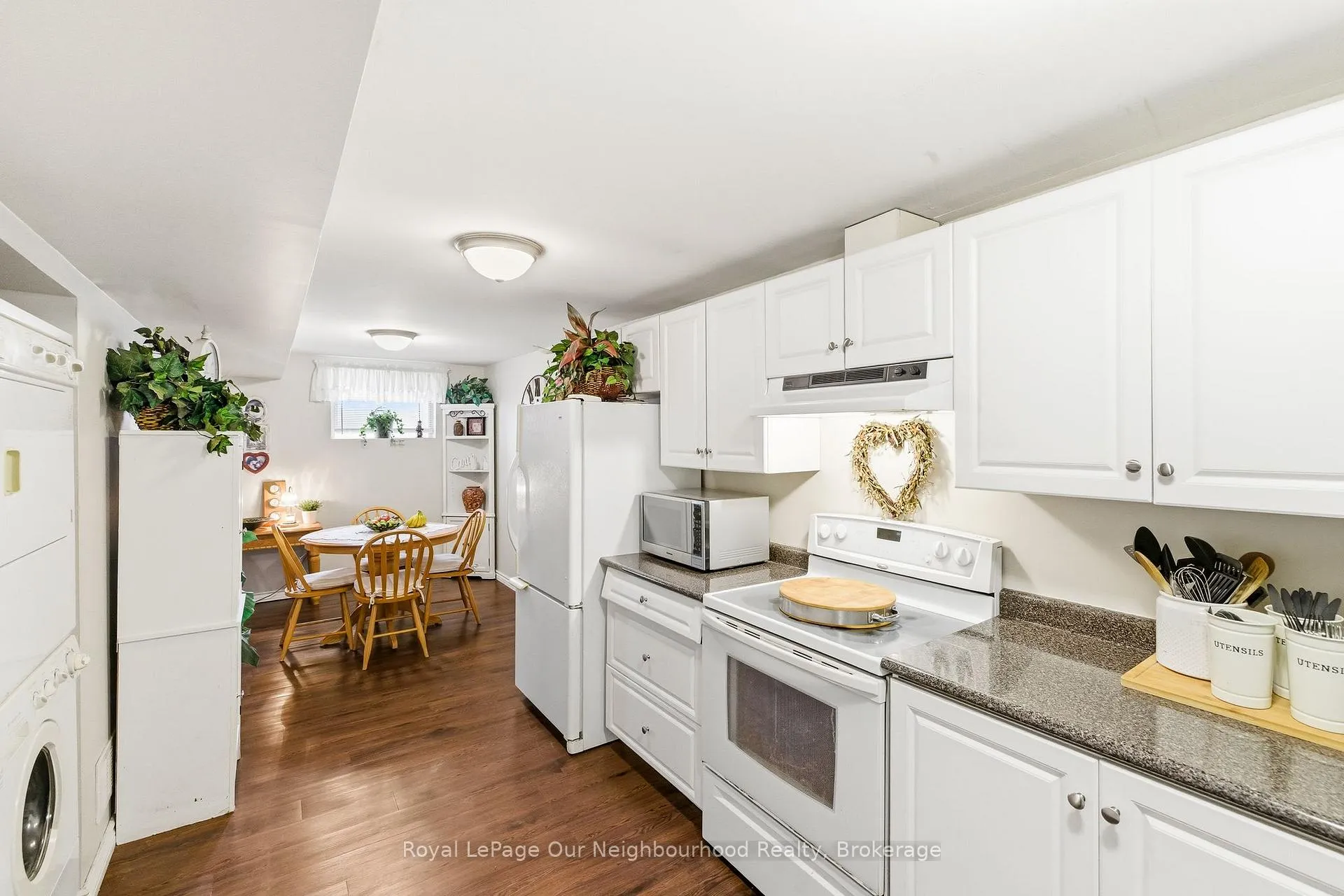 Photo 29 of 139 Central Pk Boulevard S, Oshawa, Central — HOMEH
