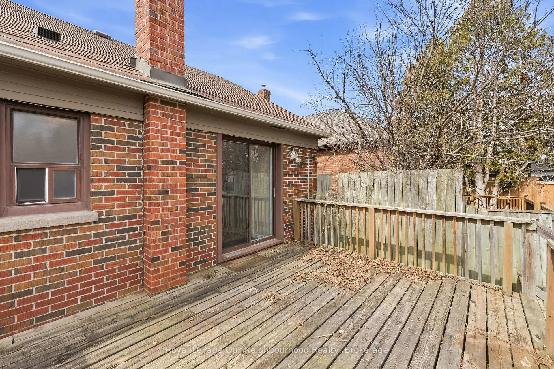 Photo 38 of 139 Central Pk Boulevard S, Oshawa, Central — HOMEH