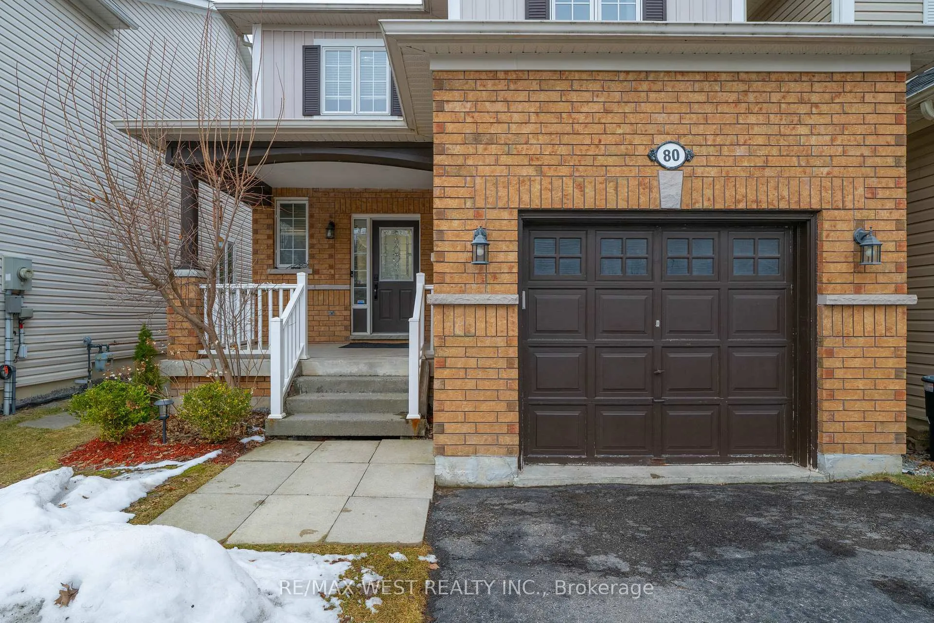 Photo 2 of 80 Northgrove Crescent, Whitby, Brooklin — HOMEH
