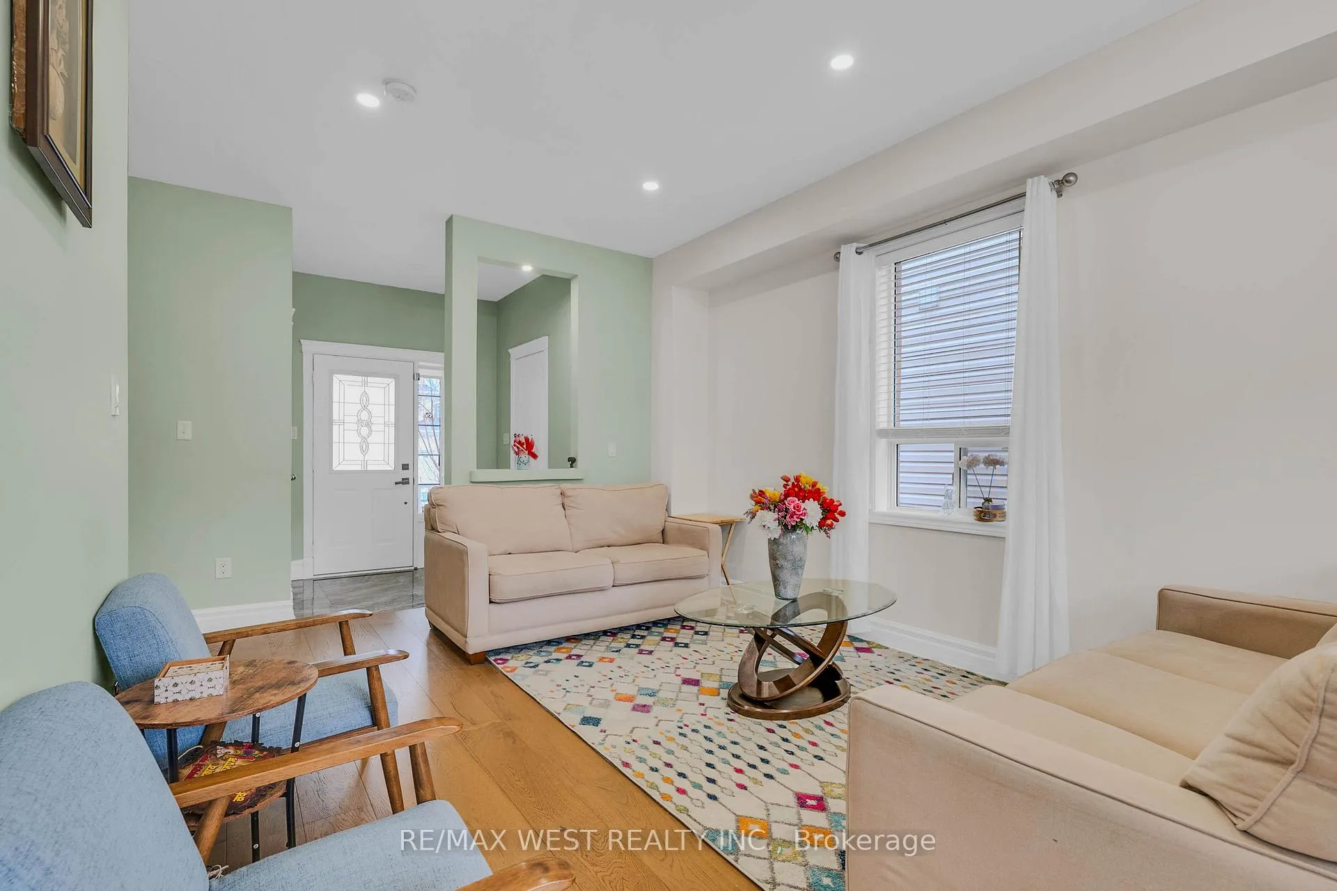 Photo 7 of 80 Northgrove Crescent, Whitby, Brooklin — HOMEH