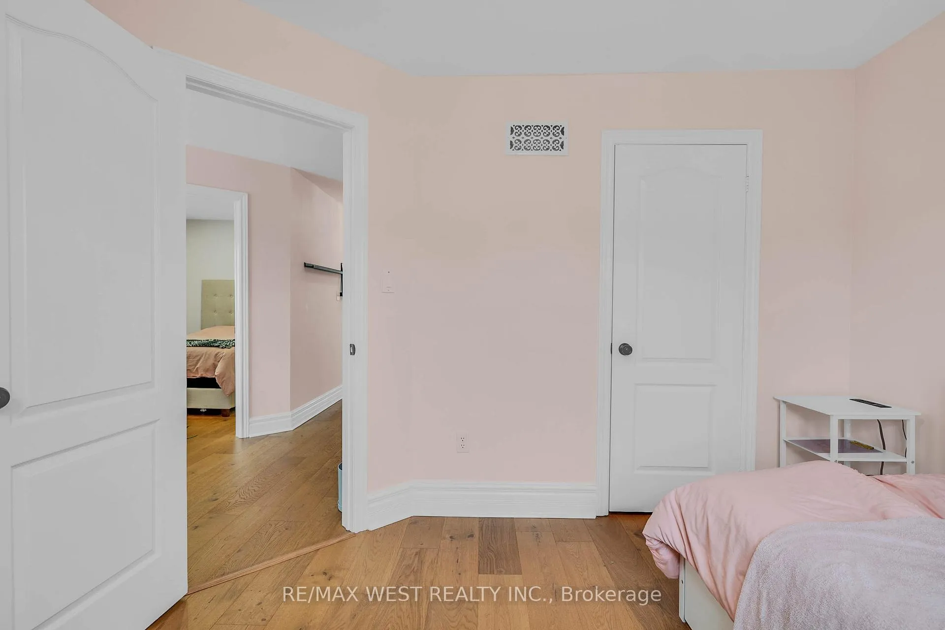 Photo 20 of 80 Northgrove Crescent, Whitby, Brooklin — HOMEH