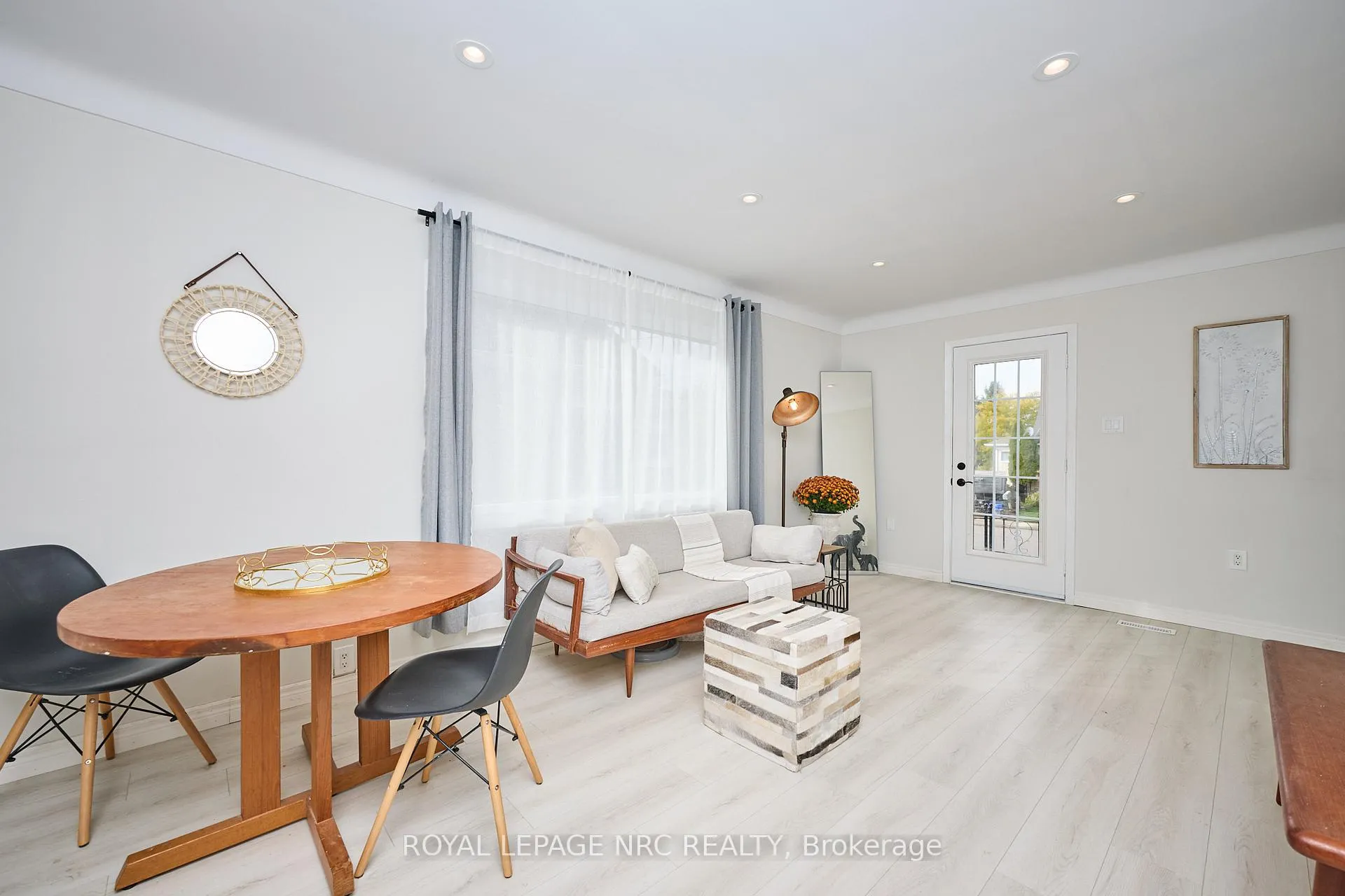 Photo 8 of 10 Fairburn Avenue, St. Catharines, Burleigh Hill — HOMEH