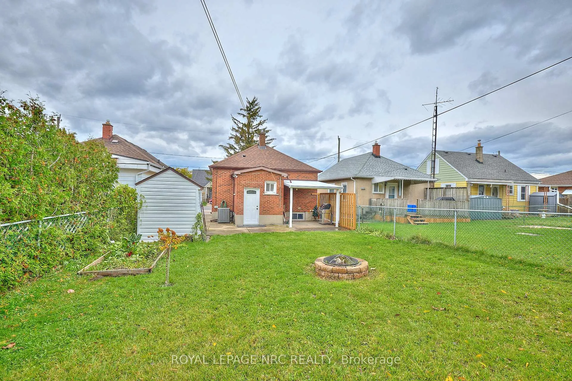 Photo 21 of 10 Fairburn Avenue, St. Catharines, Burleigh Hill — HOMEH