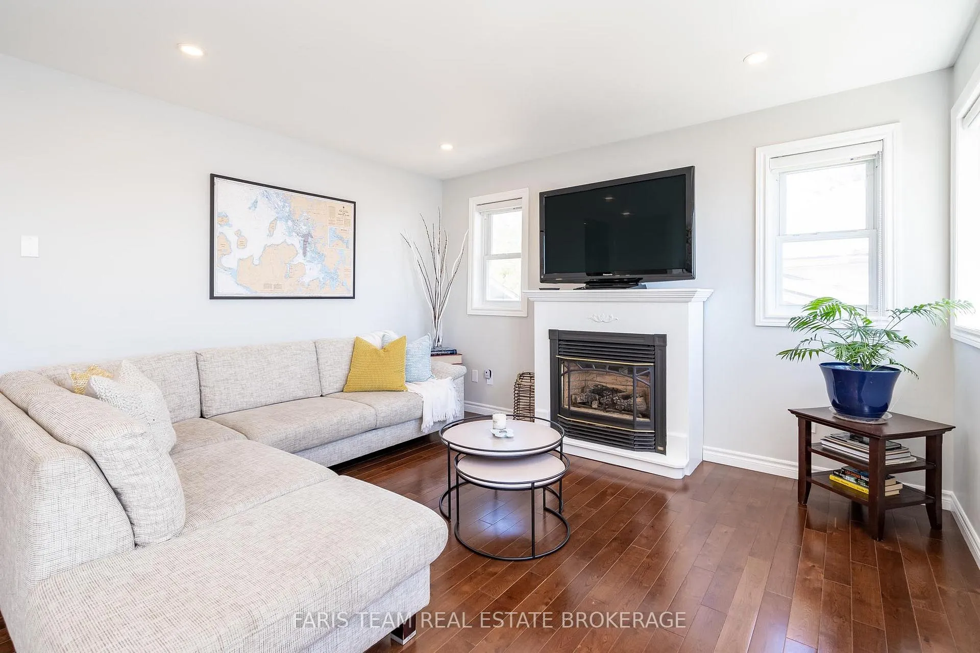 Photo 9 of 282 Robins Point Road, Tay, Victoria Harbour — HOMEH