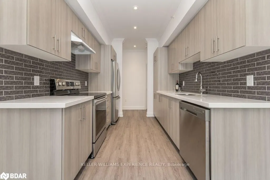 Photo 4 of Unit 314, 304 Essa Road, Barrie, 400 West — HOMEH