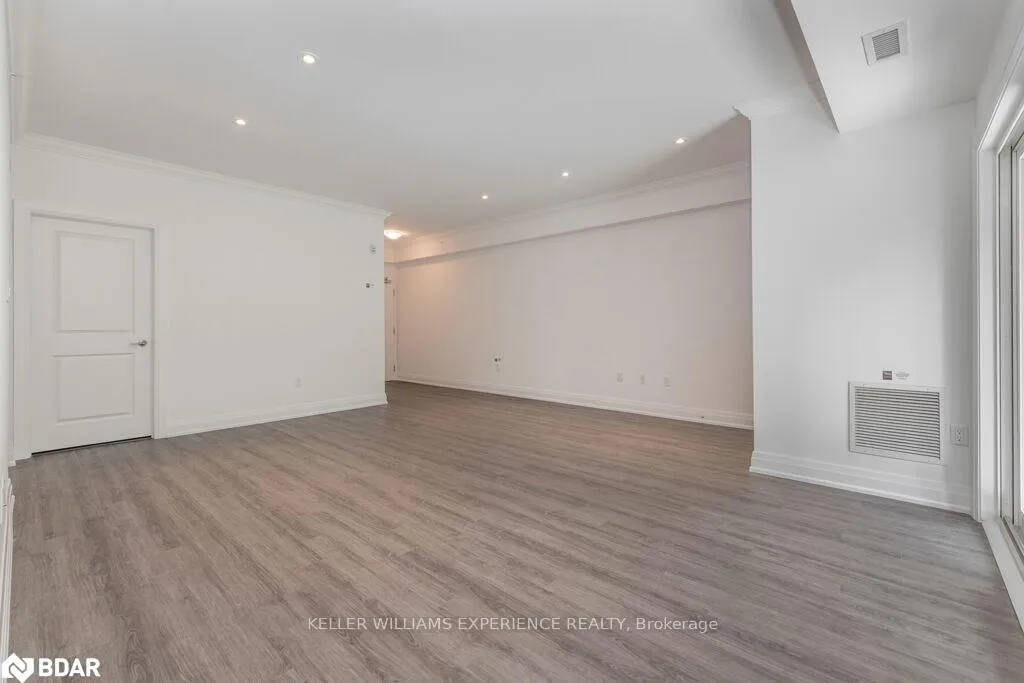 Photo 14 of Unit 314, 304 Essa Road, Barrie, 400 West — HOMEH