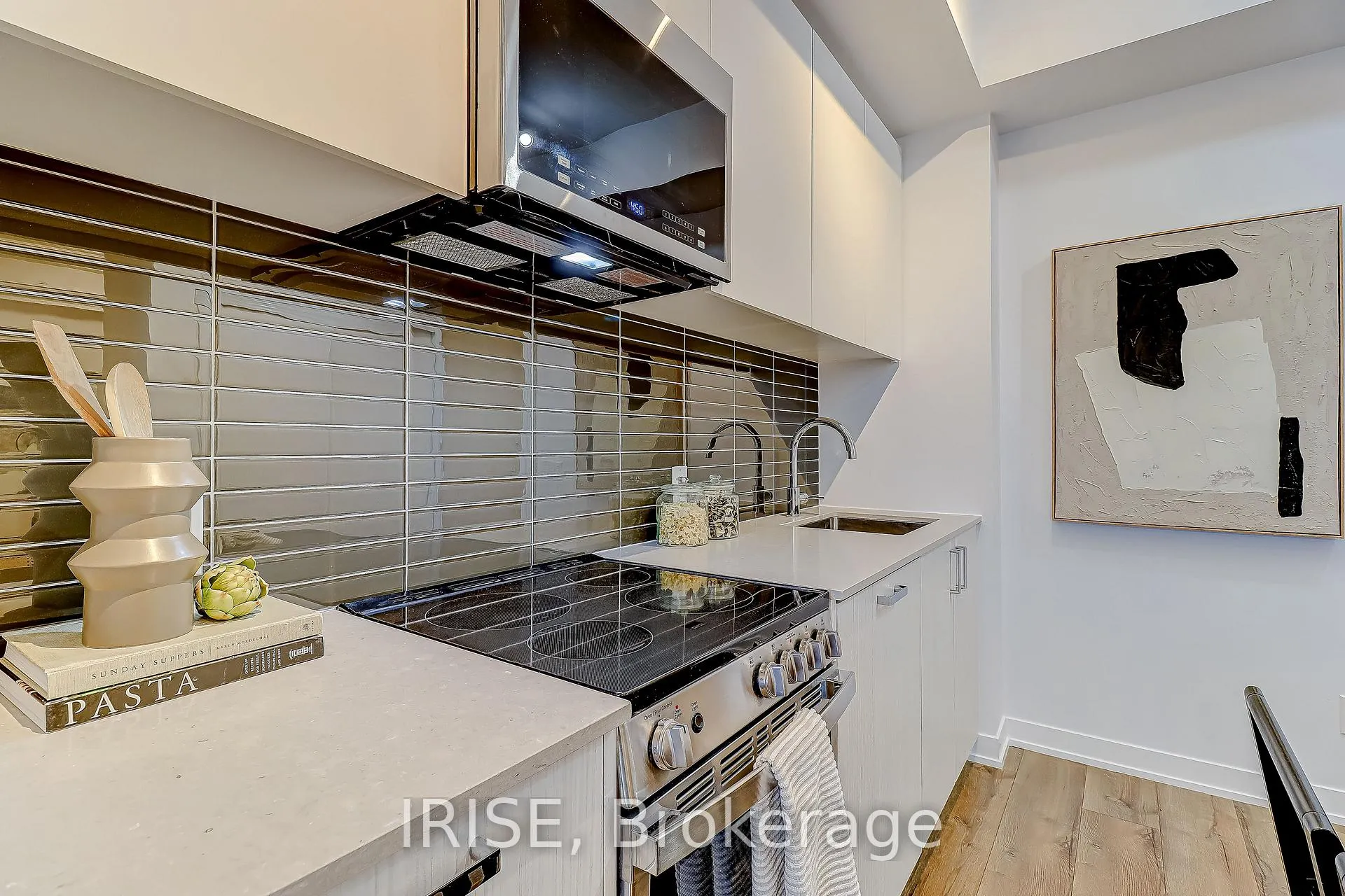 Photo 7 of Unit 716, 1787 St Clair Avenue W, Toronto, Weston-Pellam Park — HOMEH