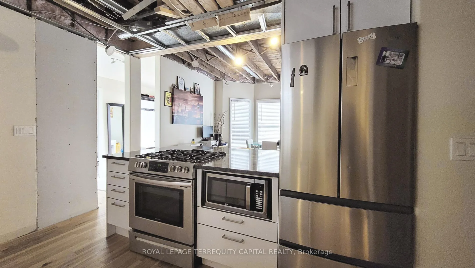 Photo 14 of 4563 Ryerson Crescent, Niagara Falls, Downtown — HOMEH