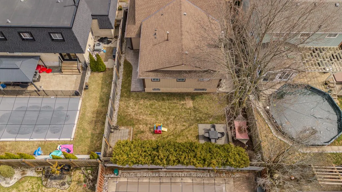 Photo 15 of 2360 Cavendish Drive, Burlington, Brant Hills — HOMEH