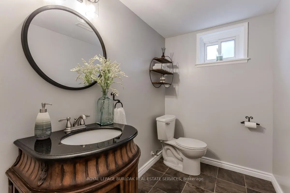 Photo 35 of 2360 Cavendish Drive, Burlington, Brant Hills — HOMEH