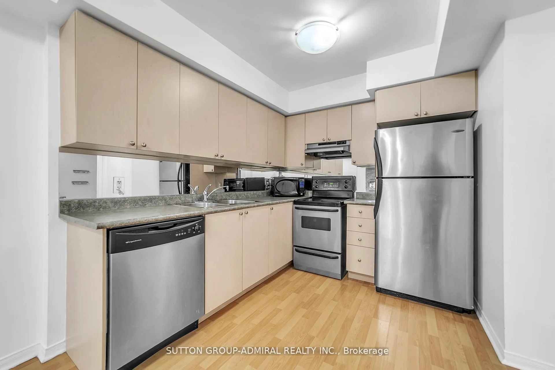 Photo 9 of Unit 52, 2265 Bur Oak Avenue, Markham, Greensborough — HOMEH