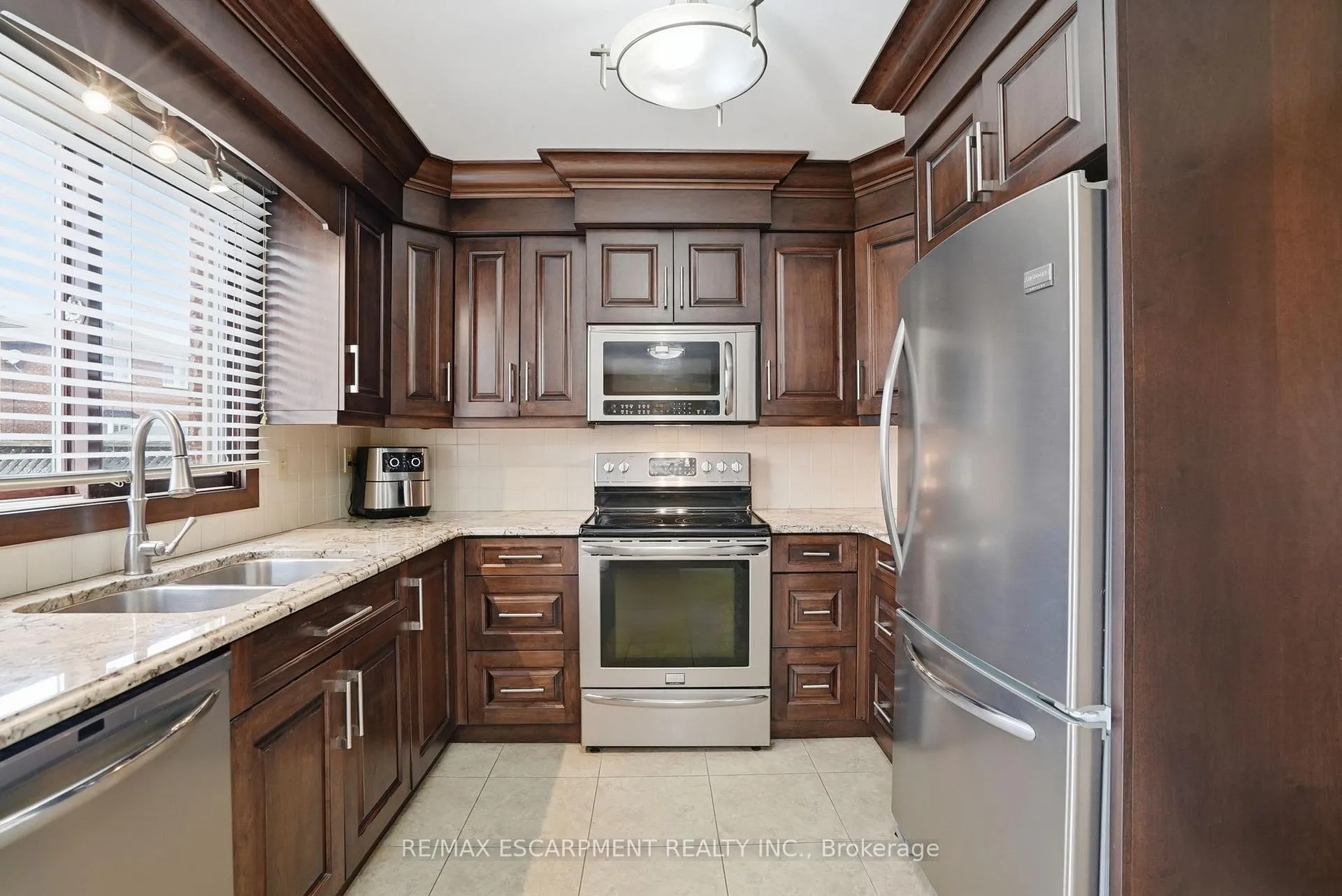 Photo 4 of 31 Republic Avenue, Hamilton, Barnstown — HOMEH