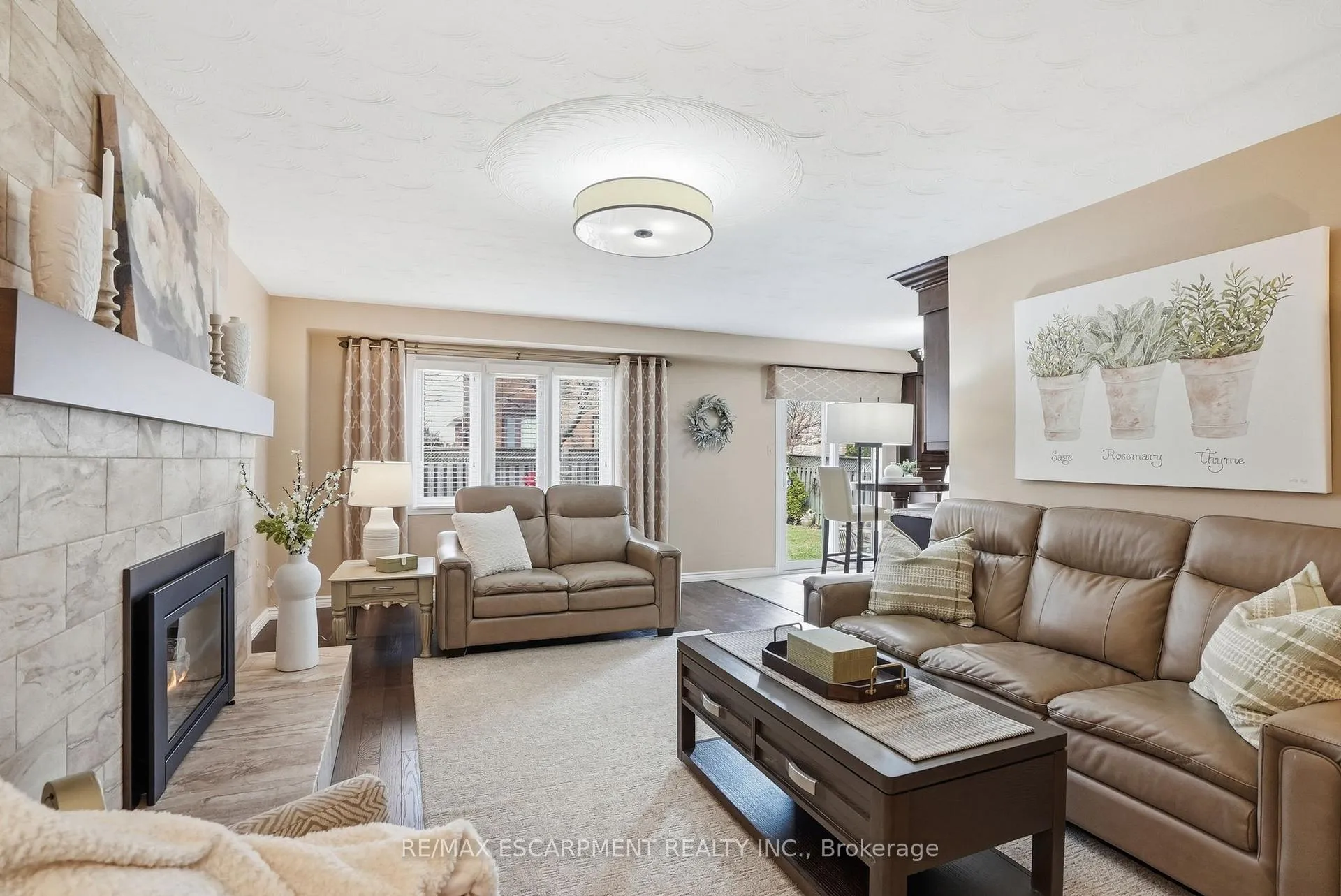 Photo 12 of 31 Republic Avenue, Hamilton, Barnstown — HOMEH