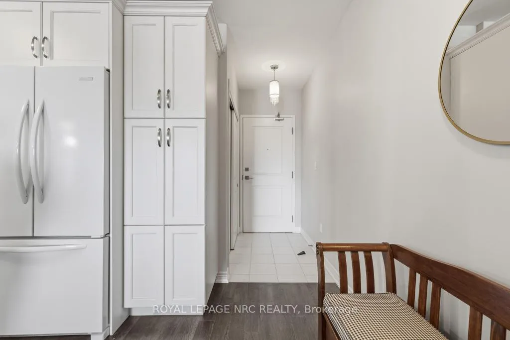 Photo 4 of Unit 401, 379 Scott Street, St. Catharines, Vine/Linwell — HOMEH