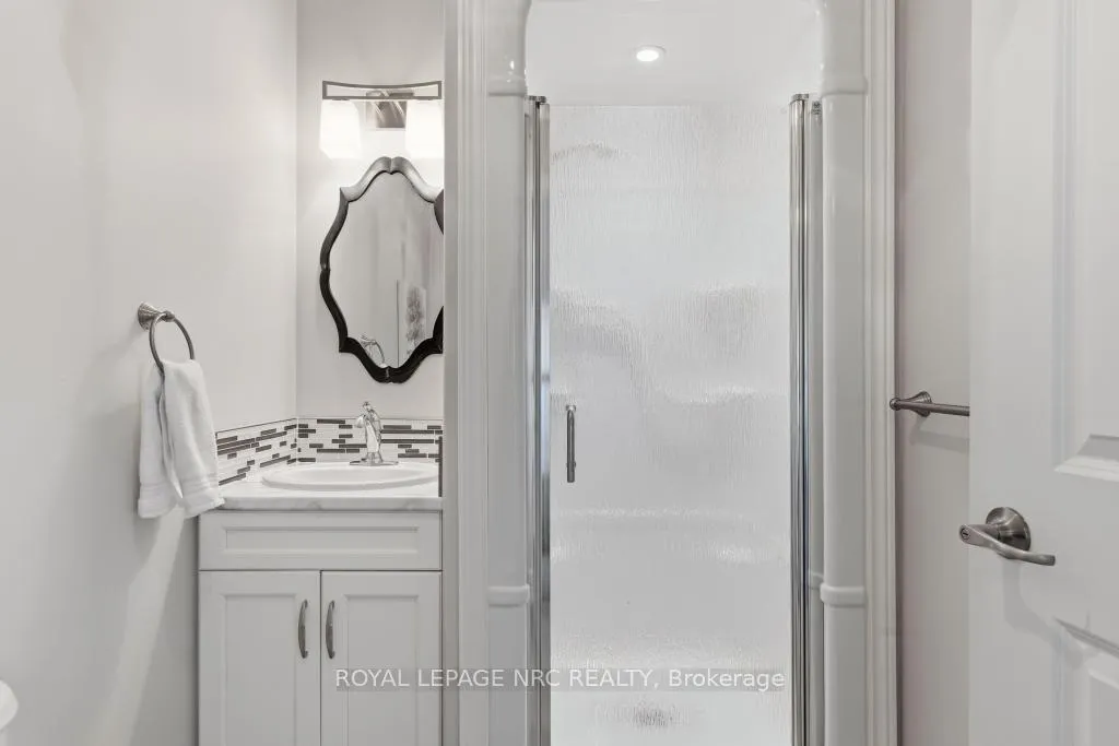 Photo 18 of Unit 401, 379 Scott Street, St. Catharines, Vine/Linwell — HOMEH
