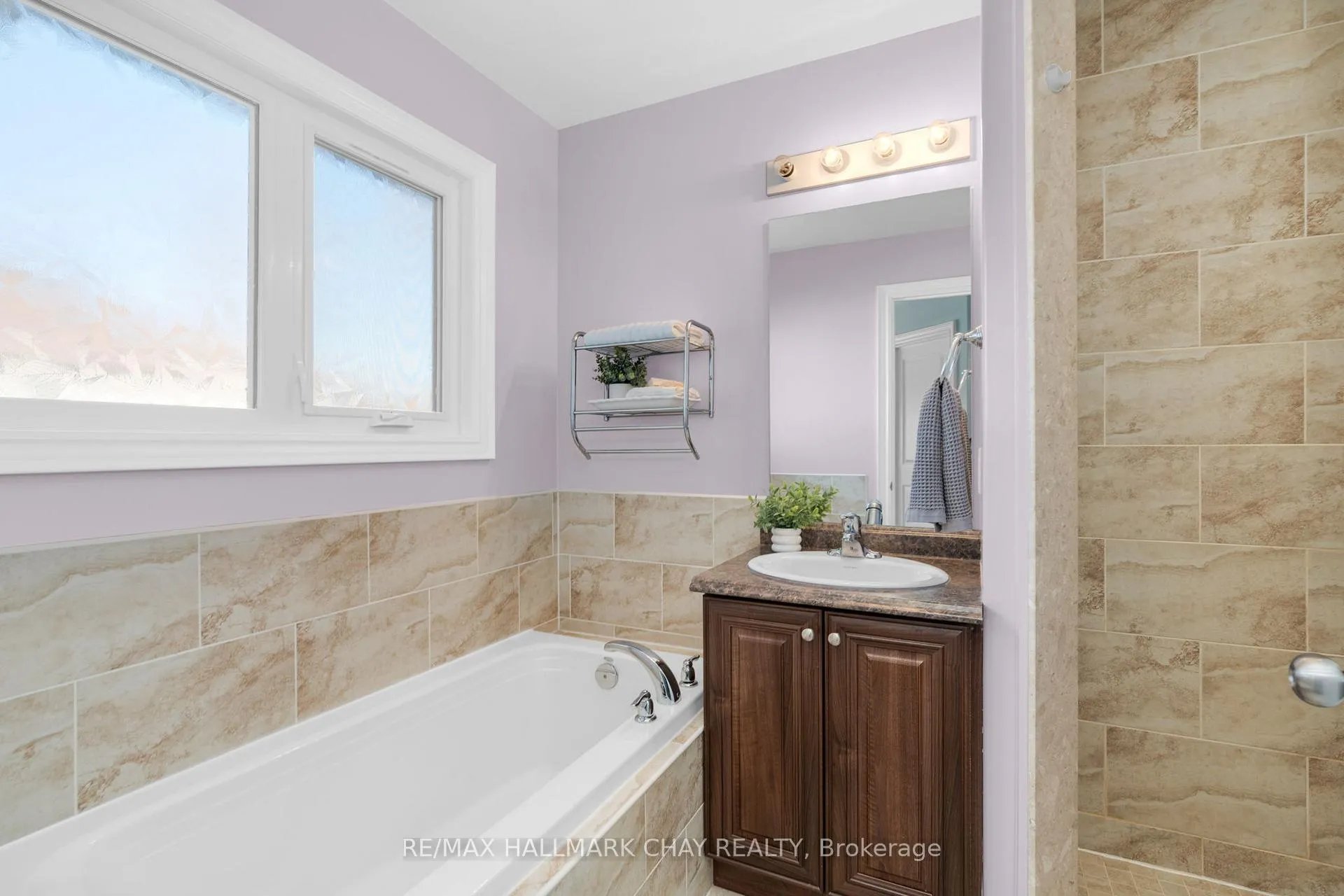 Photo 24 of 9 Mancini Drive, Essa, Angus — HOMEH