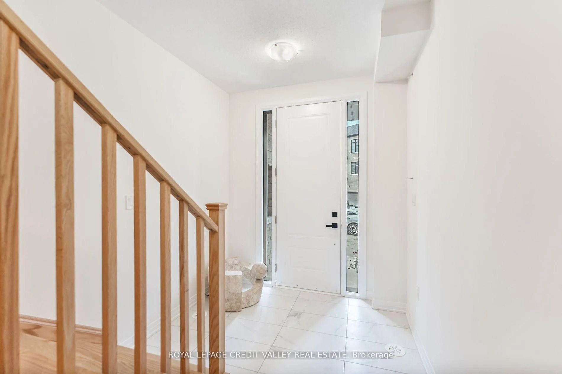 Photo 4 of 99 Archambault Way, Vaughan, Vellore Village — HOMEH