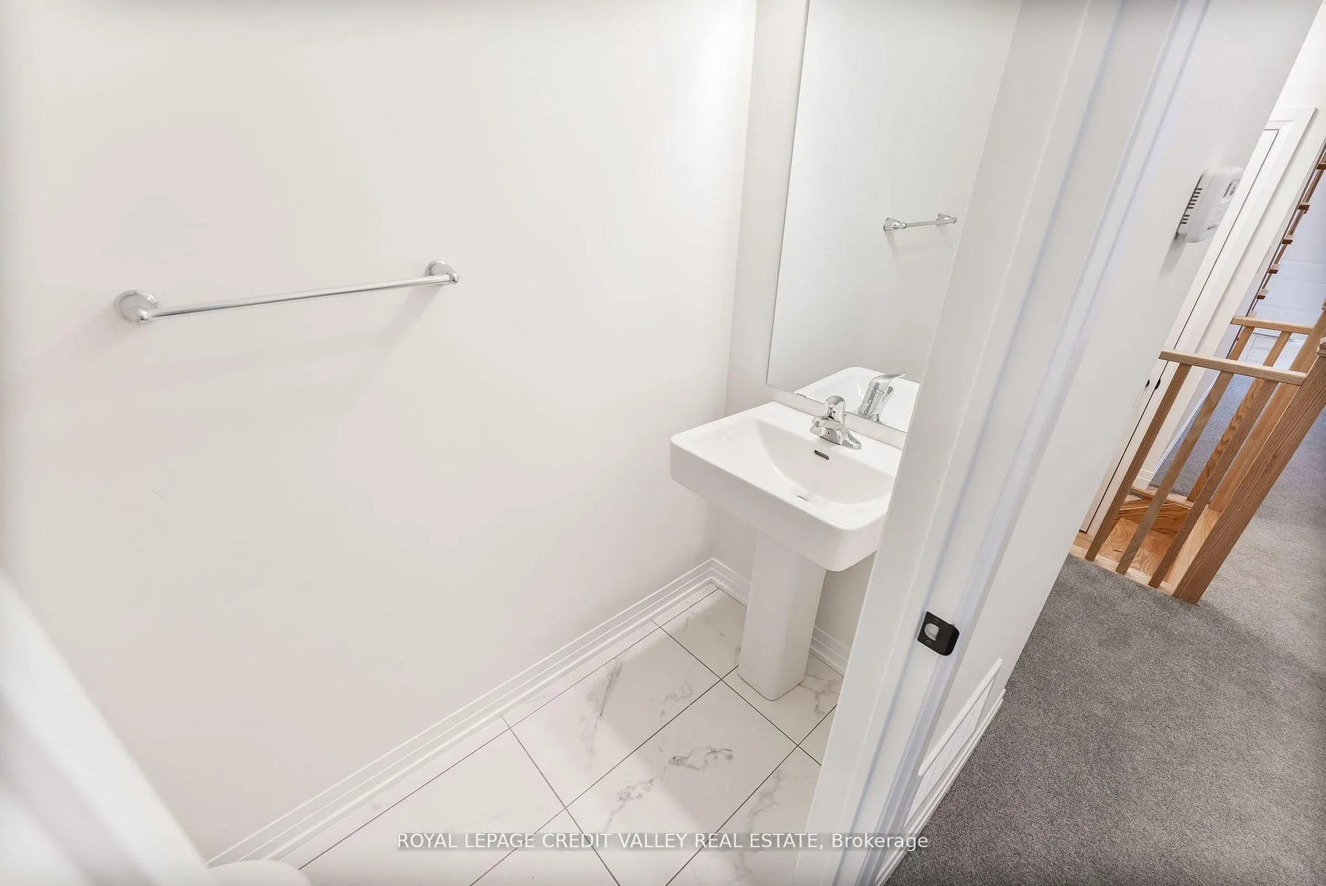 Photo 9 of 99 Archambault Way, Vaughan, Vellore Village — HOMEH