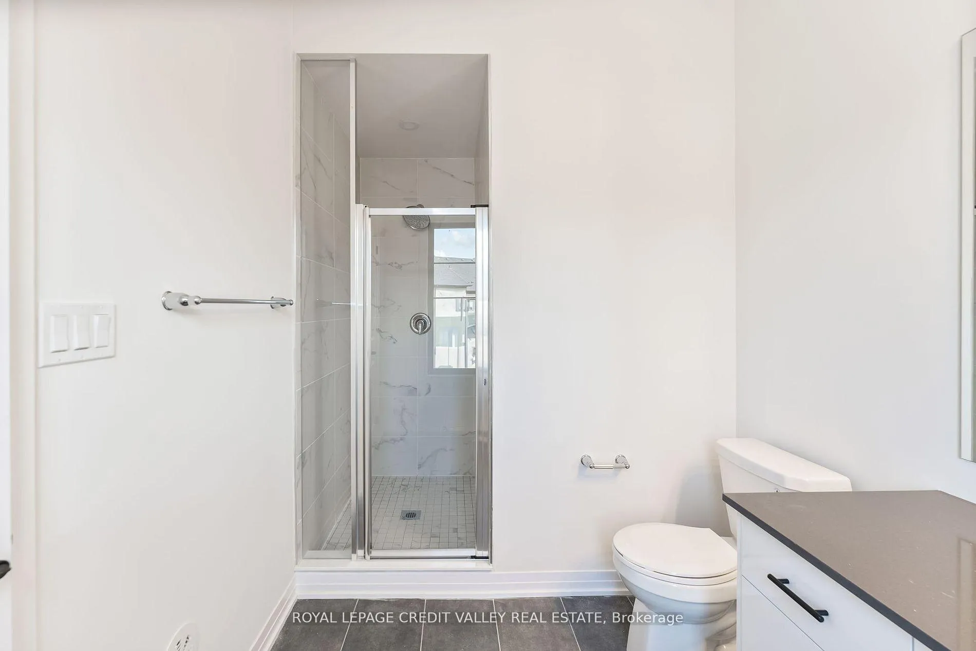 Photo 22 of 99 Archambault Way, Vaughan, Vellore Village — HOMEH