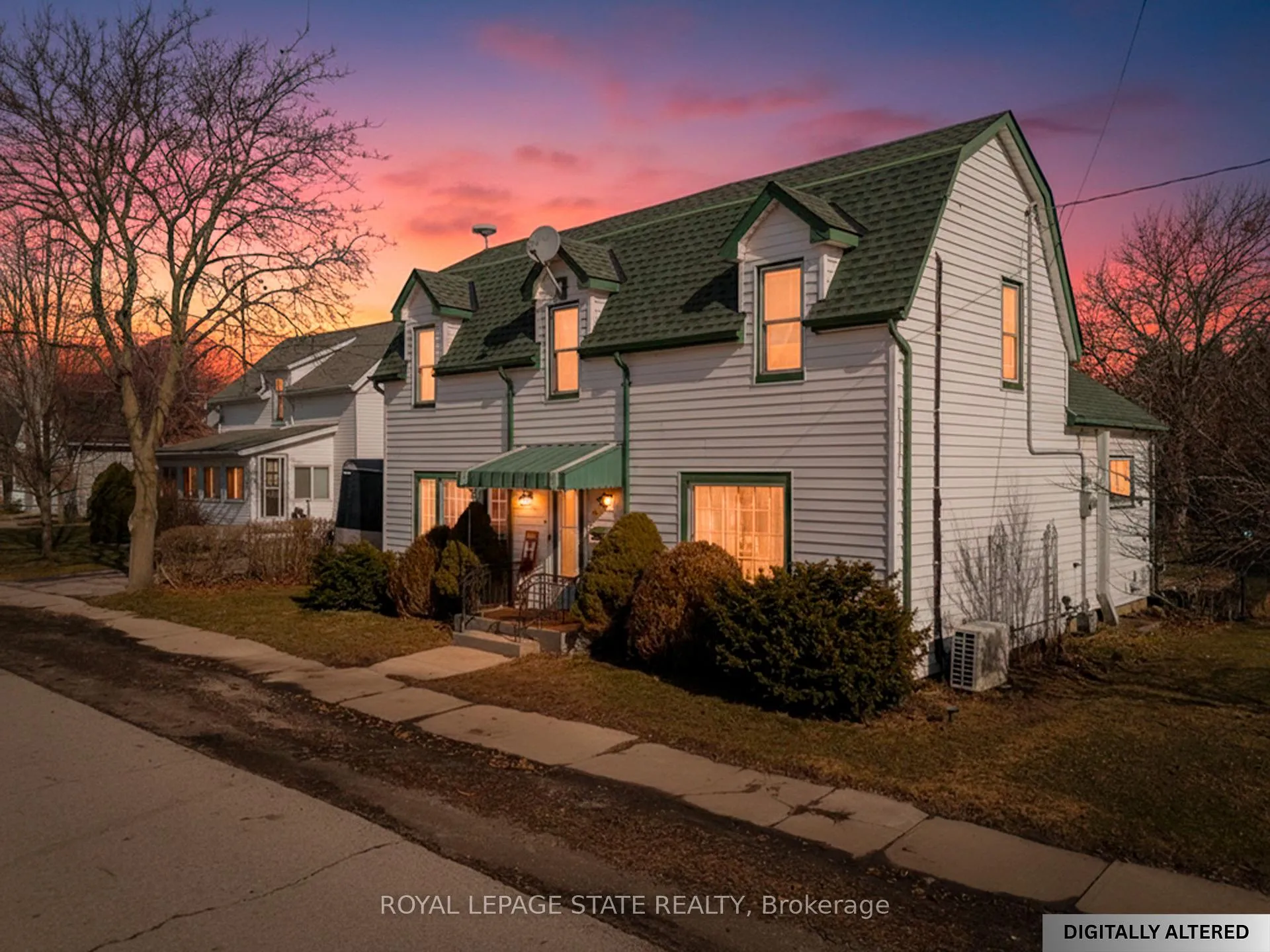 Photo 3 of 50 Jane Street, Haldimand — HOMEH