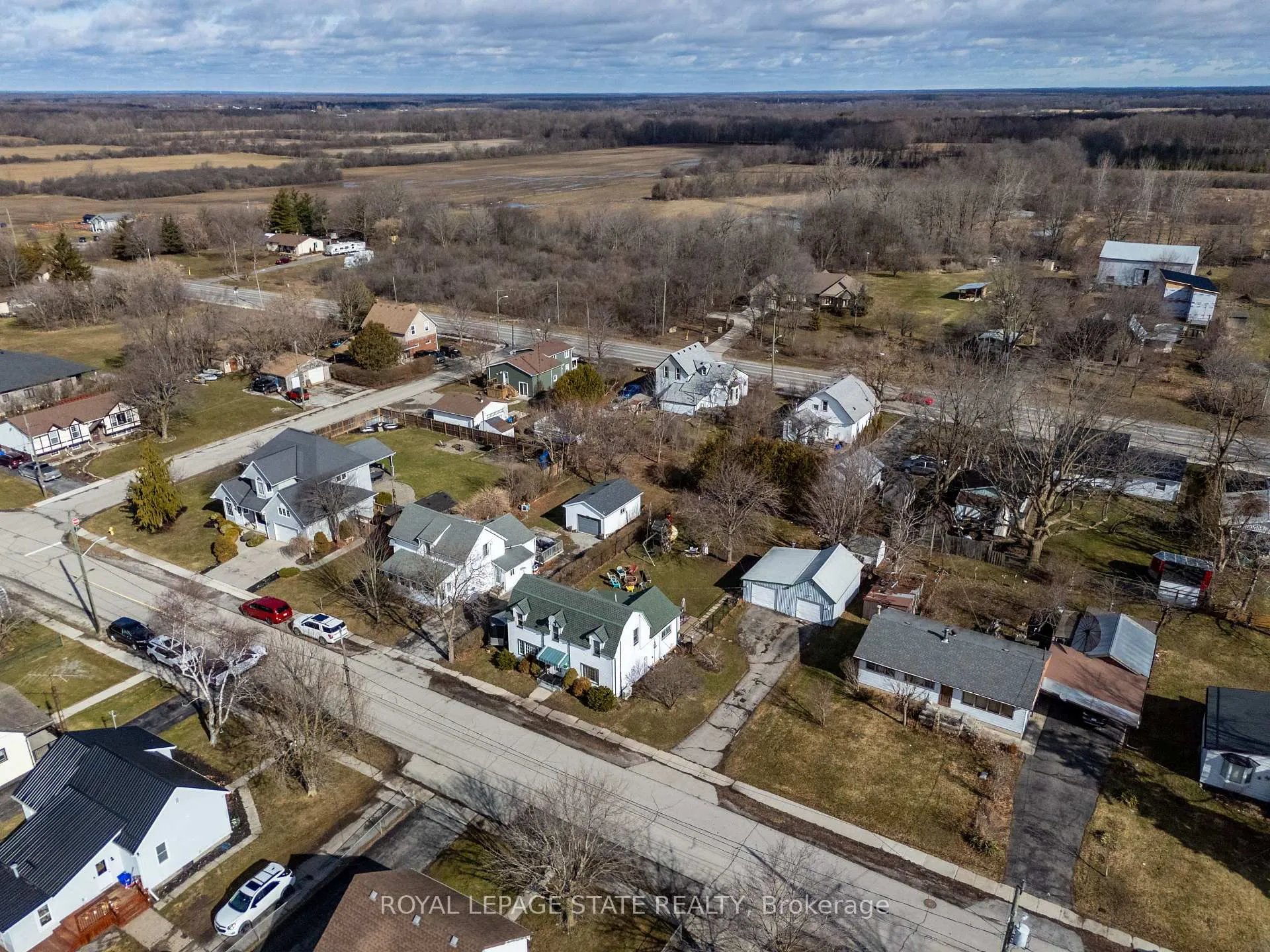 Photo 8 of 50 Jane Street, Haldimand — HOMEH