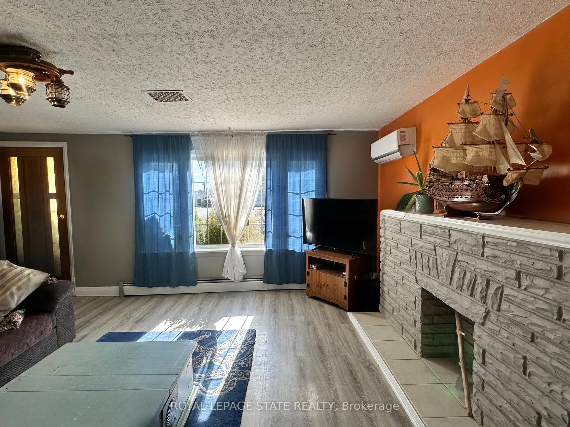 Photo 9 of 50 Jane Street, Haldimand — HOMEH