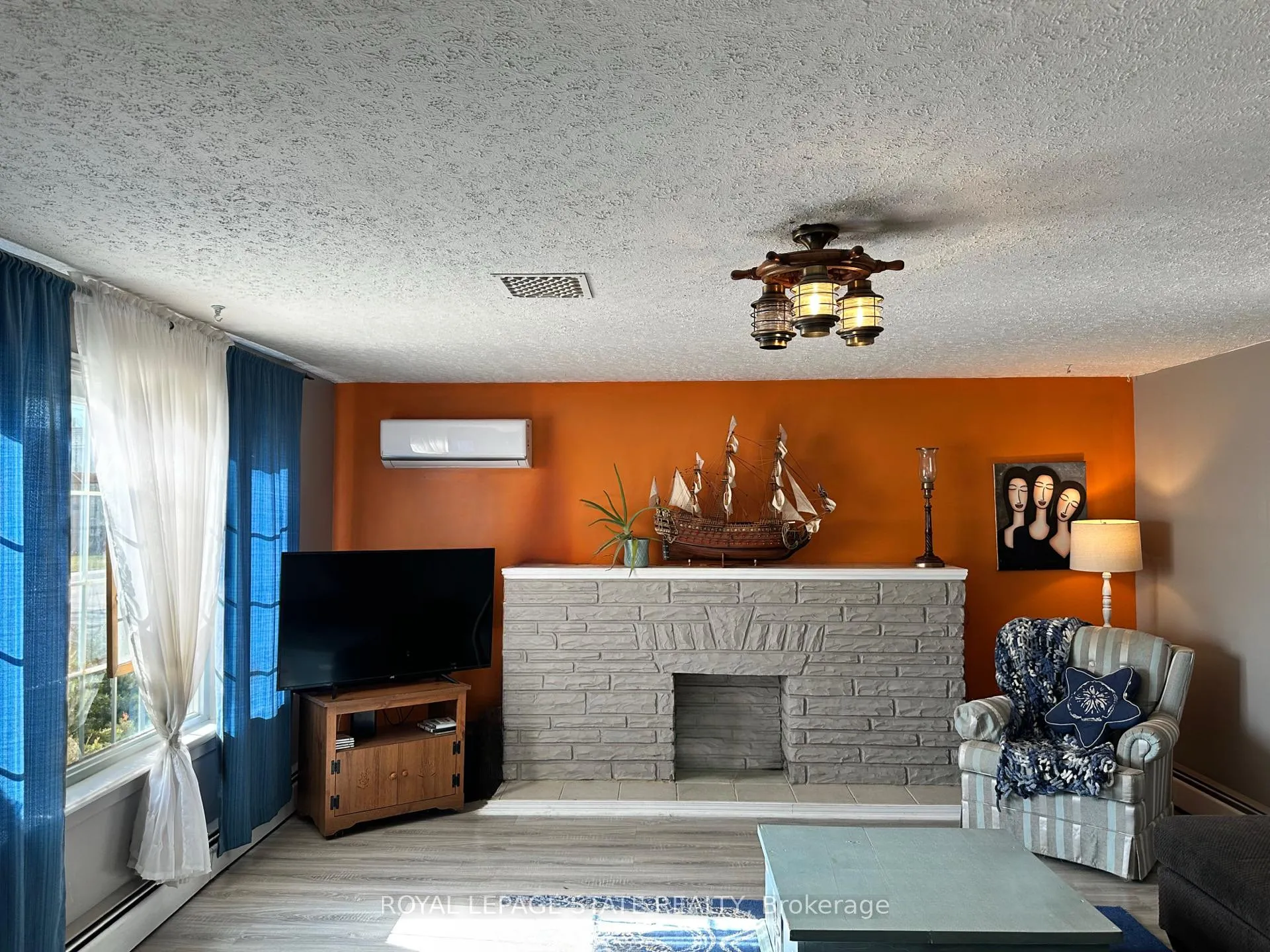 Photo 10 of 50 Jane Street, Haldimand — HOMEH