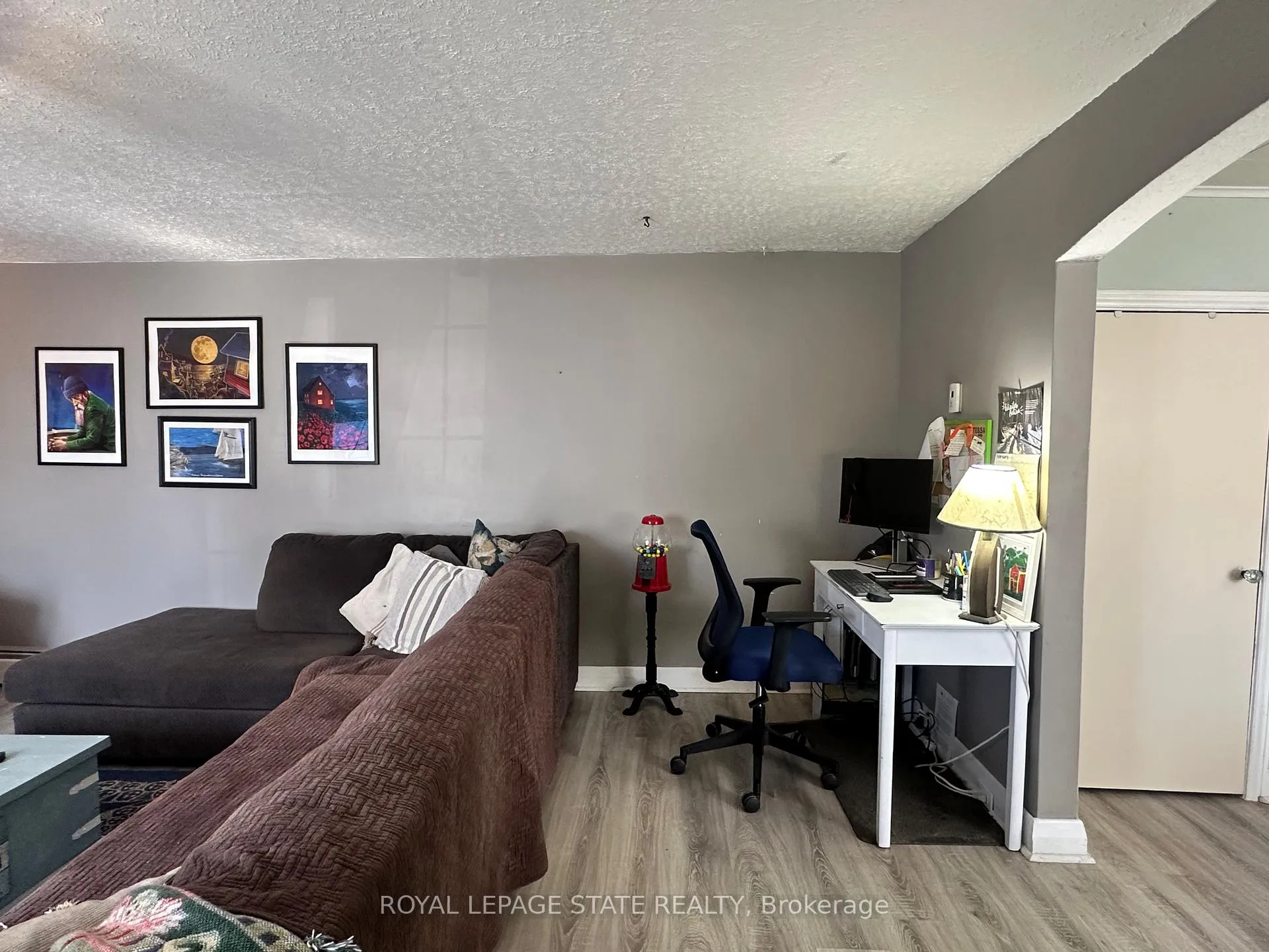 Photo 12 of 50 Jane Street, Haldimand — HOMEH