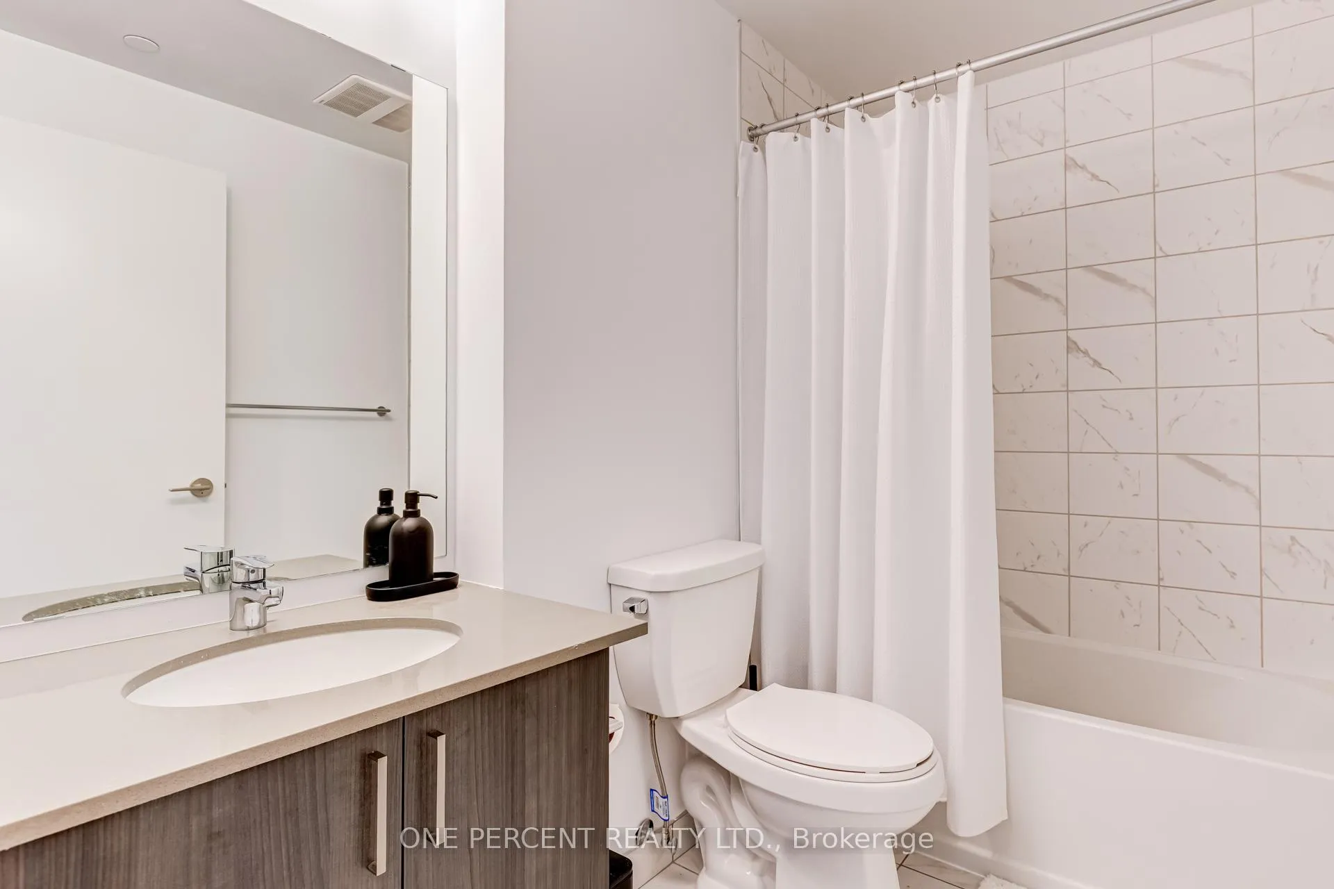 Photo 15 of Unit 1707, 1435 Celebration Drive, Pickering, Bay Ridges — HOMEH