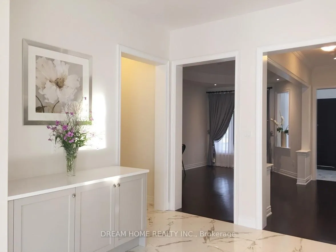 Photo 3 of 28 Larkin Avenue, King, Nobleton — HOMEH